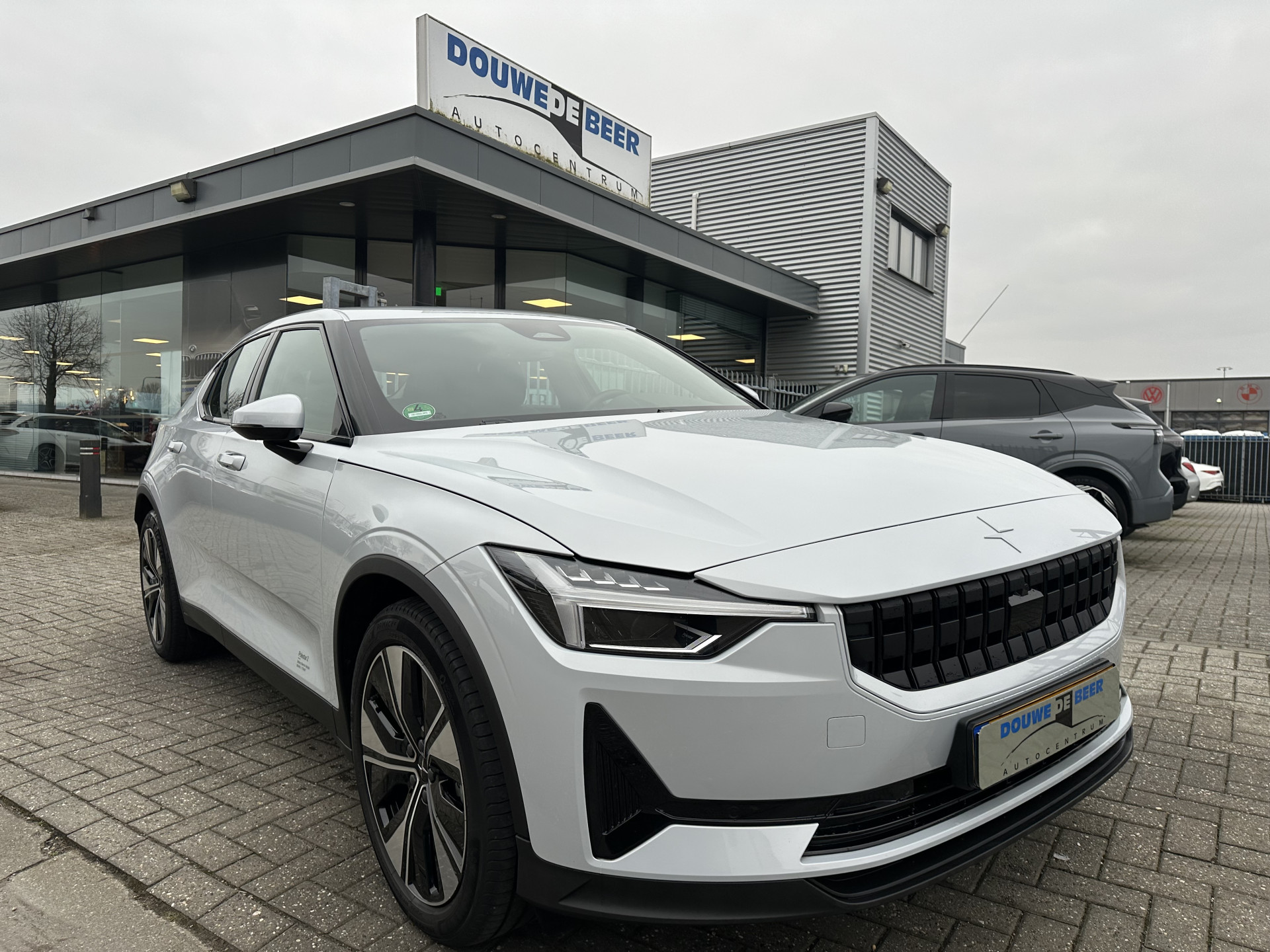 Polestar 2 Standard Range Single Motor 69 kWh Trekhaak | Keyless | Stoelverw. | Dodehoek | Elekt. Klep