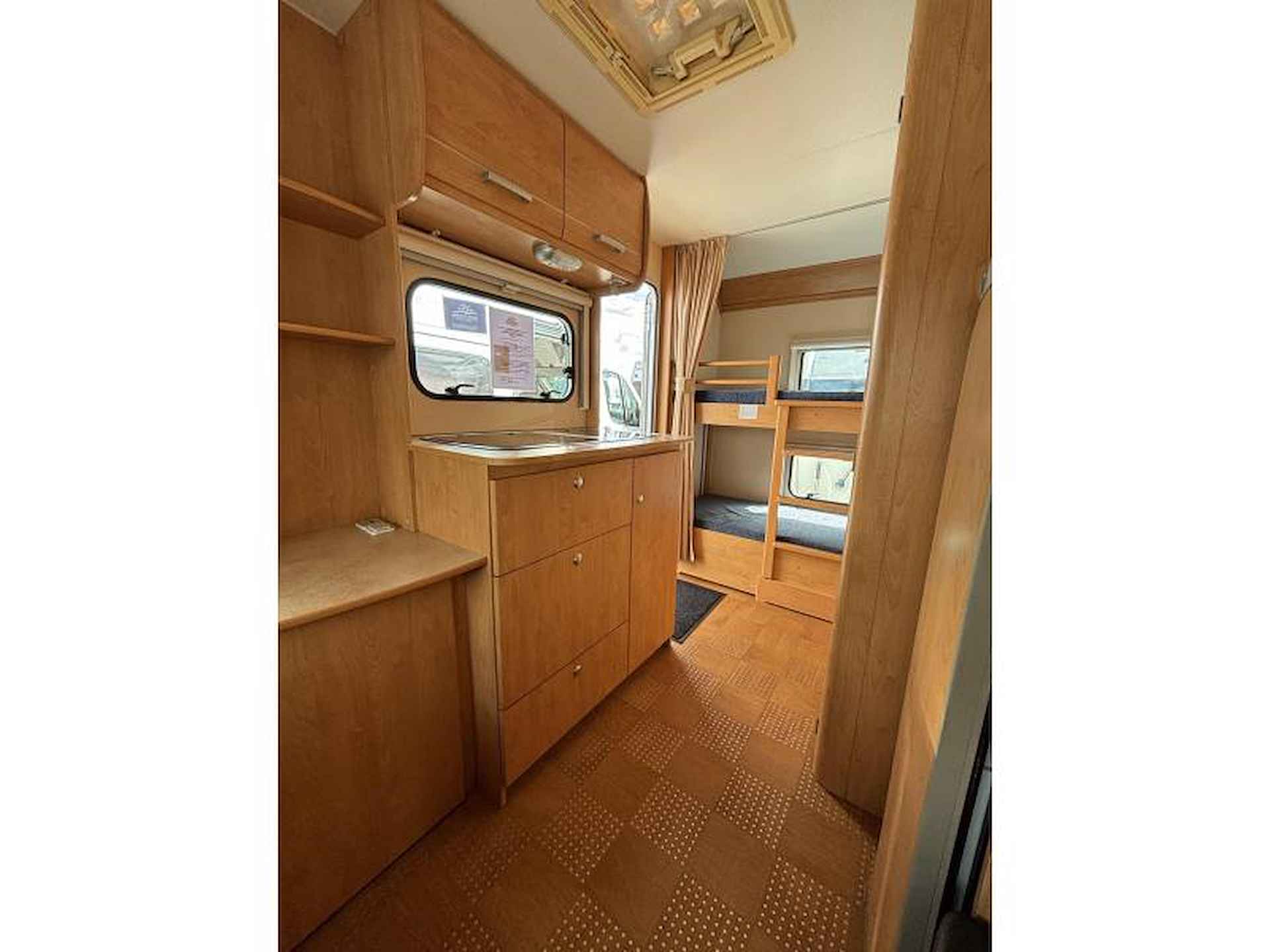 Caravelair Antares Luxe 416 Stapelbed met voorte - 8/20