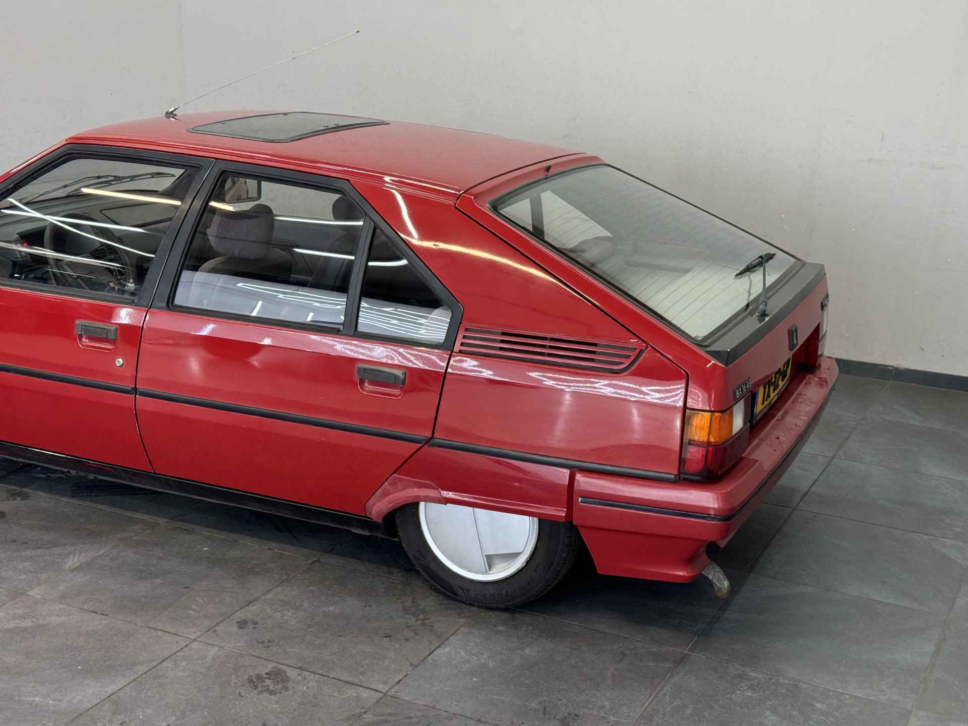 Citroën BX 1.6 RE kat. APK Nieuw✅Open Dak✅Vering✅ORIGINEEL NEDERLANDS✅NAP✅ - 18/58