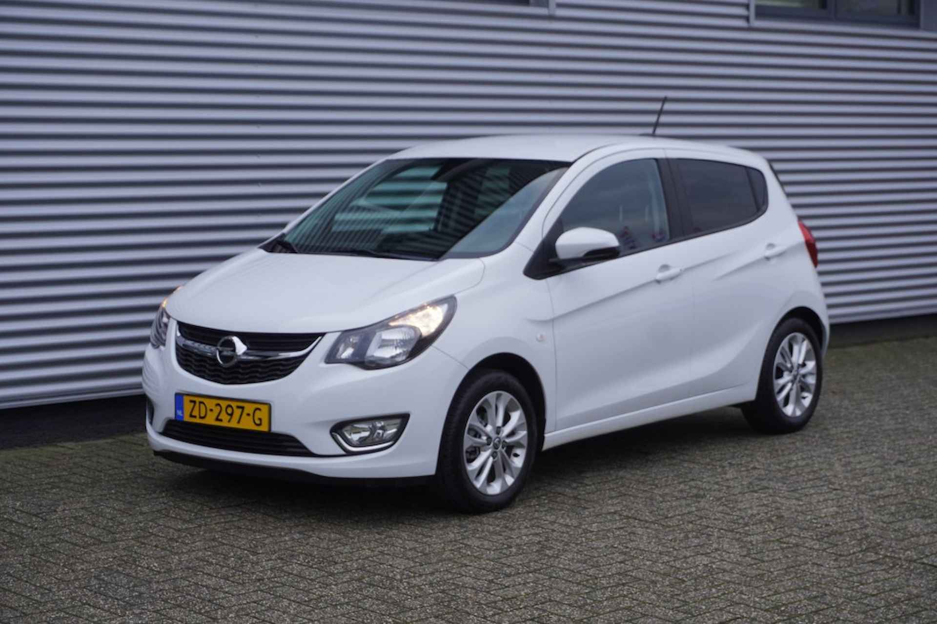 OPEL Karl 1.0 Innovation / Parkeersensoren / Winterpakket / Navi / DAB+ - 2/29