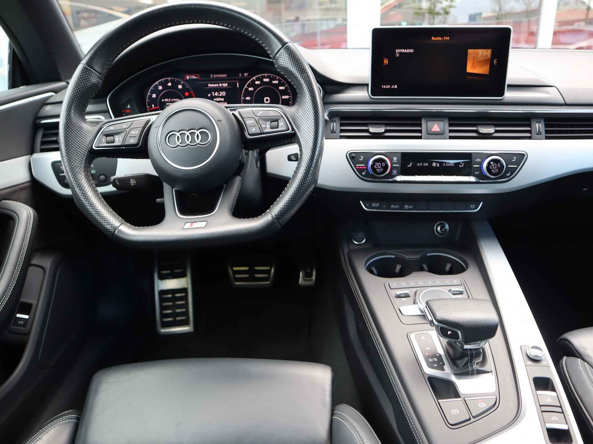 Audi A5 Cabriolet 2.0 TFSI 190PK DSG Launch Edition / Leer /Stoelverwarming /Trekh - 14/43
