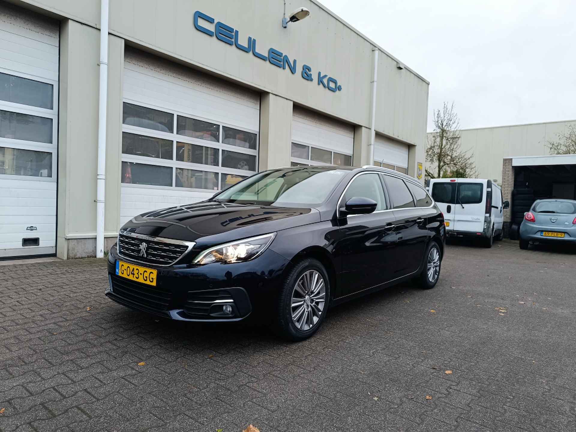 Peugeot 308