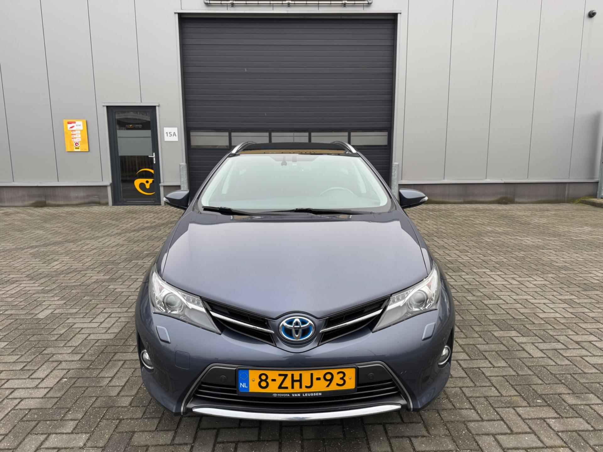 Toyota Auris Touring Sports 1.8 Hybrid Lease - 3/33