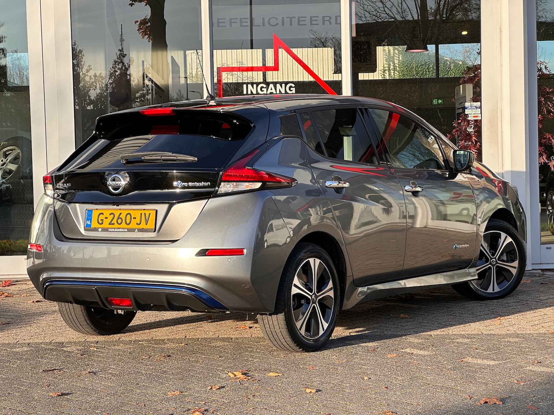 NISSAN Leaf Electric e+ 62kWh Tekna | Navigatie | Leder | Keyless | App connect | 360-camera - 4/30