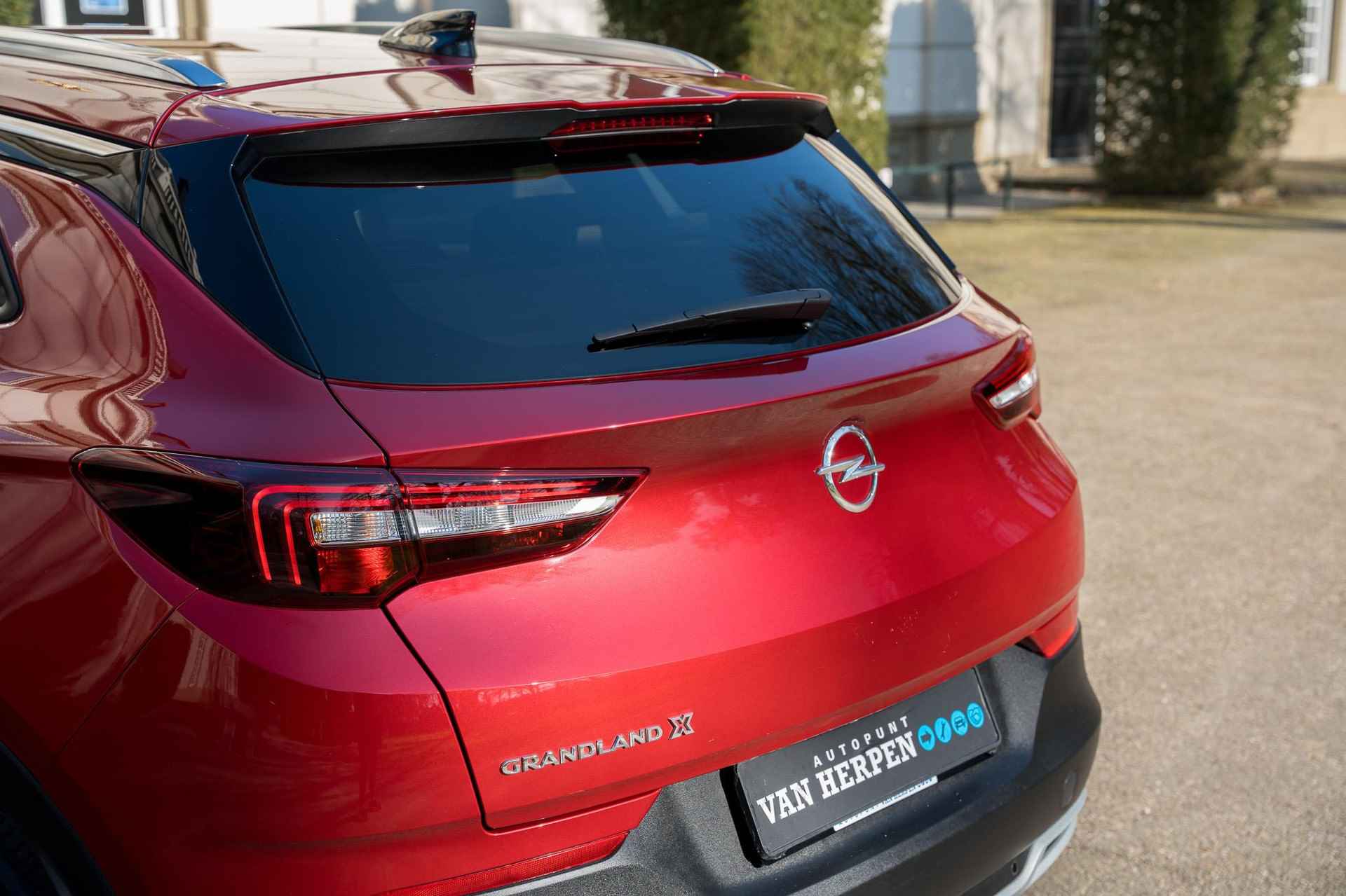 Opel Grandland X 1.6 Turbo Ultimate 360 Camera | Denon Sound | Leder | Stoelventilatie - 15/50