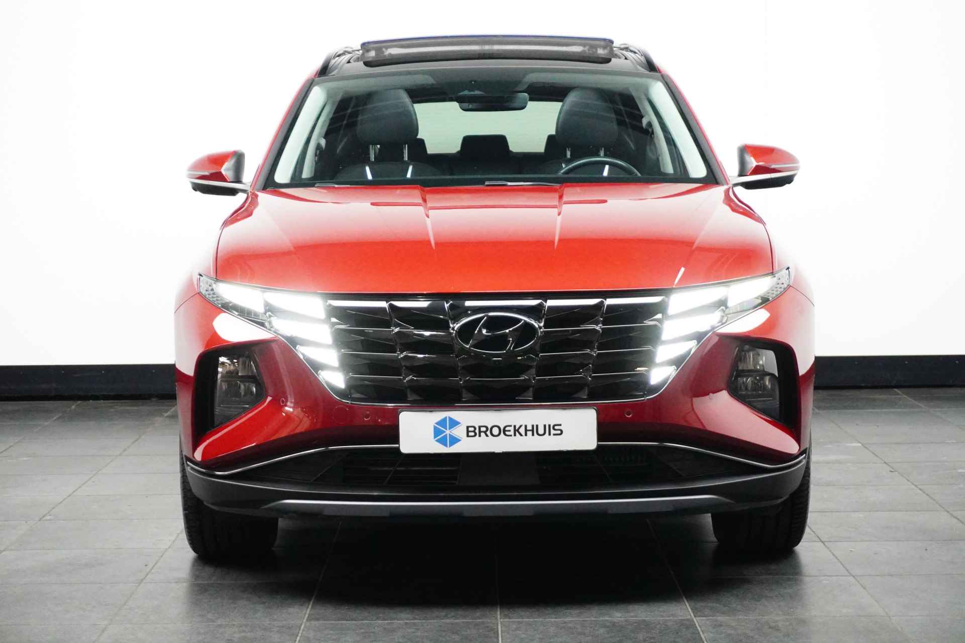 Hyundai Tucson 1.6 T-GDI PHEV Premium Sky 4WD 265pk | Vol-Leder | Stoelkoeling/verwarming | Elektr. Achterklep | Dodehoek-Detectie | 360 Camera - 2/32