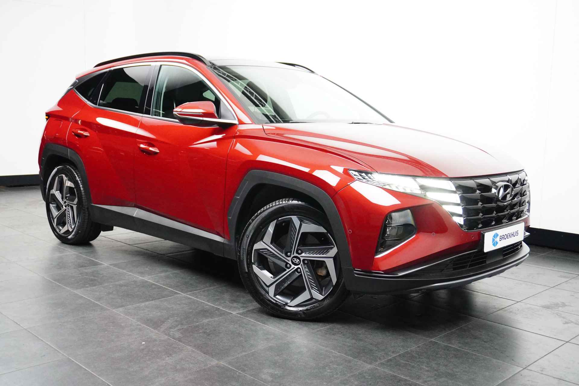 Hyundai Tucson 1.6 T-GDI PHEV Premium Sky 4WD 265pk | Vol-Leder | Stoelkoeling/verwarming | Elektr. Achterklep | Dodehoek-Detectie | 360 Camera - 3/32