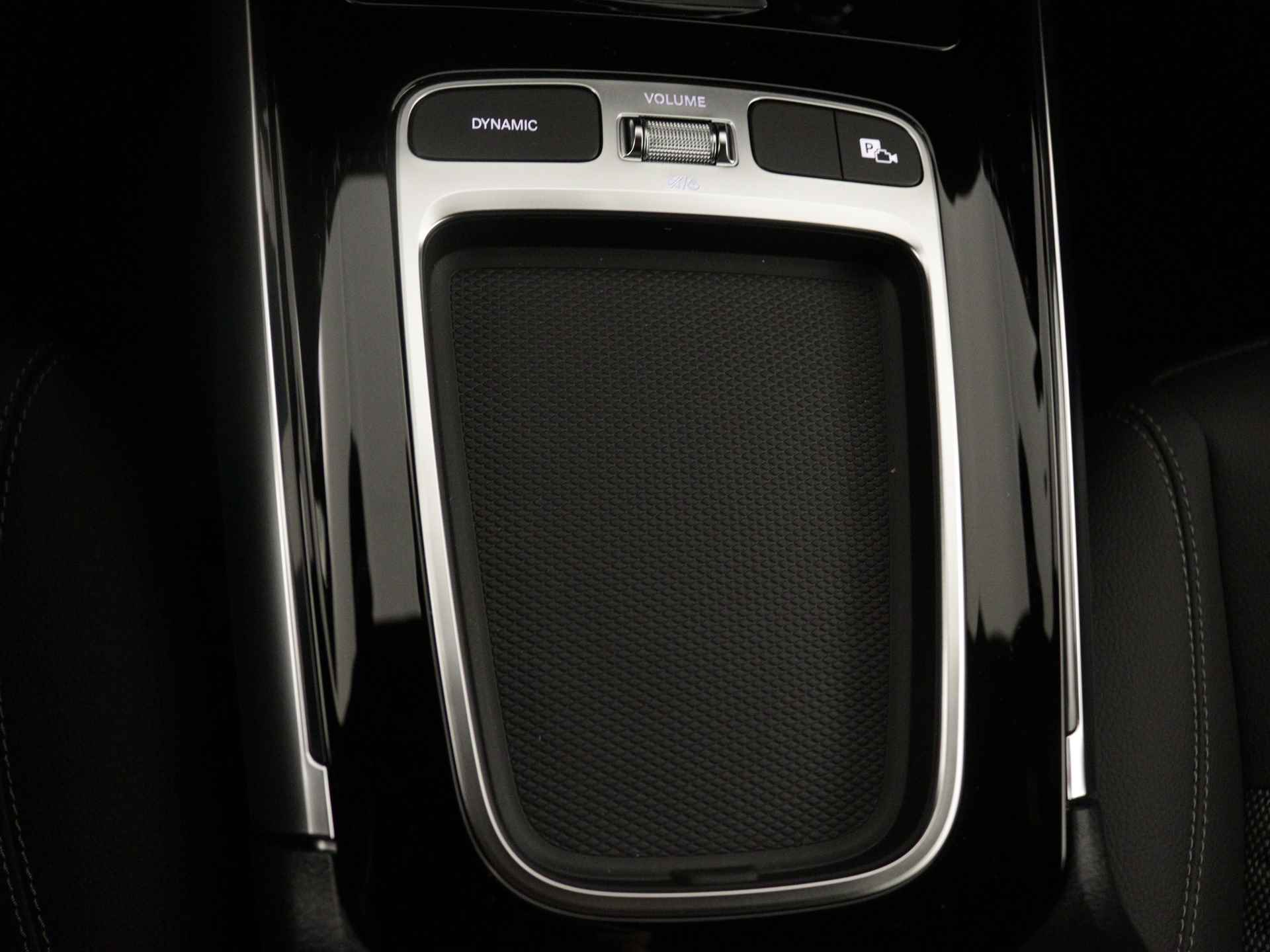 Mercedes-Benz B-Klasse 180 Business Line | USB-pakket plus | EASY PACK achterklep | Zitcomfortpakket | USB-pakket plus | Parkeerpakket met achteruitrijcamera | Verwarmde stoelen vooraan | - 9/35