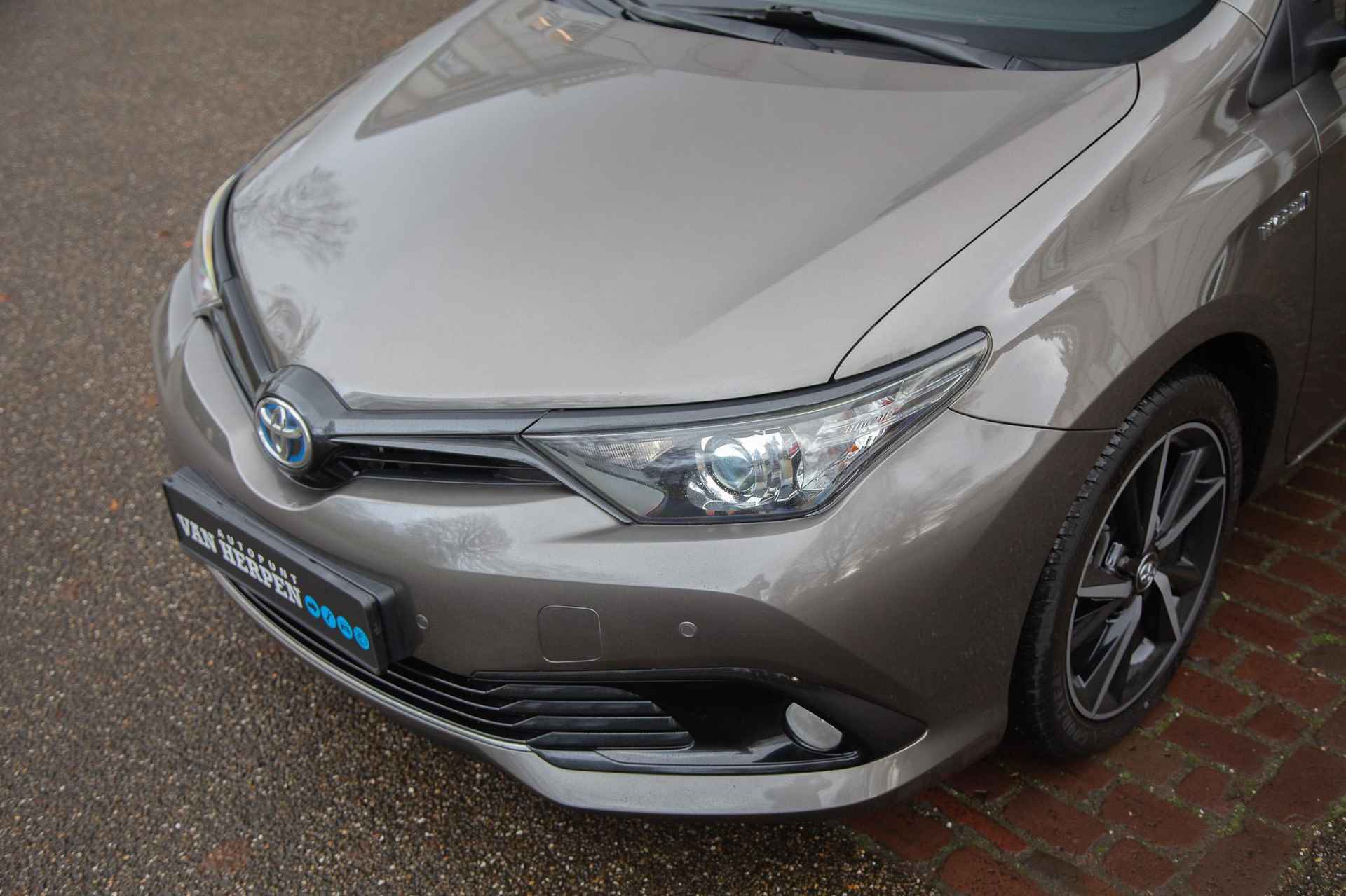 Toyota Auris Touring Sports 1.8 Hybrid Freestyle Camera | Stoelverwarming | Nieuwstaat - 10/47