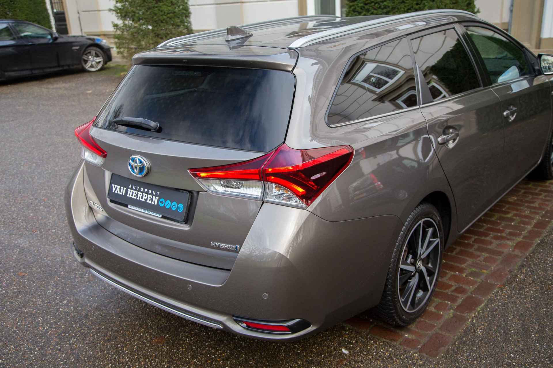 Toyota Auris Touring Sports 1.8 Hybrid Freestyle Camera | Stoelverwarming | Nieuwstaat - 13/47