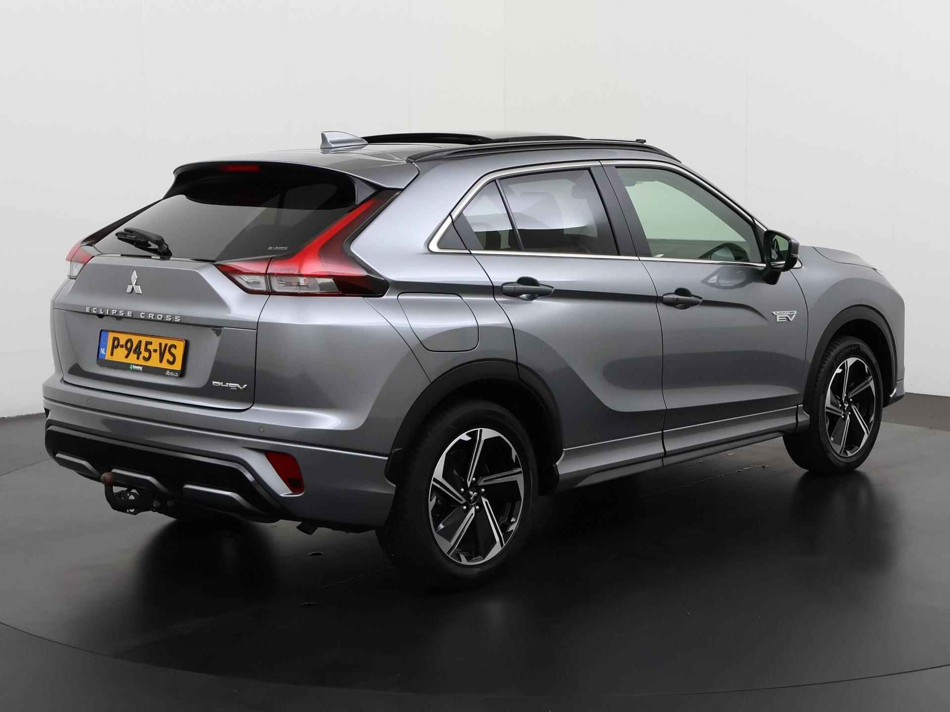 Mitsubishi Eclipse Cross 2.4 PHEV Instyle | Trekhaak | Schuifdak | Leder | Zondag Open! - 4/44