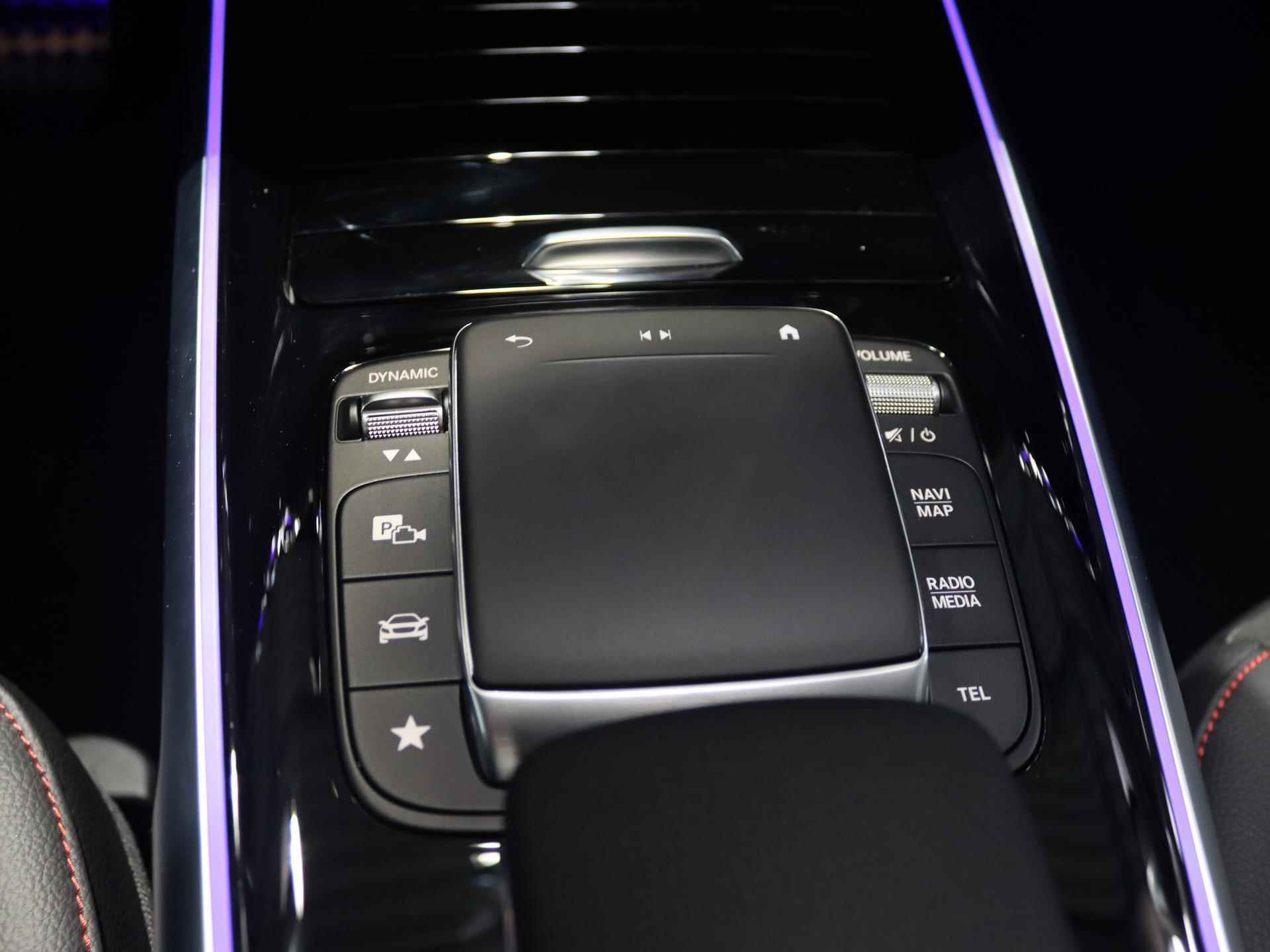 Mercedes-Benz GLB 180 AMG Line | Panoramadak | EasyPack Achterklep | Stoelverwarming | Nightpakket incl. 20'' | 360 camera | Multibeam Led - 19/24