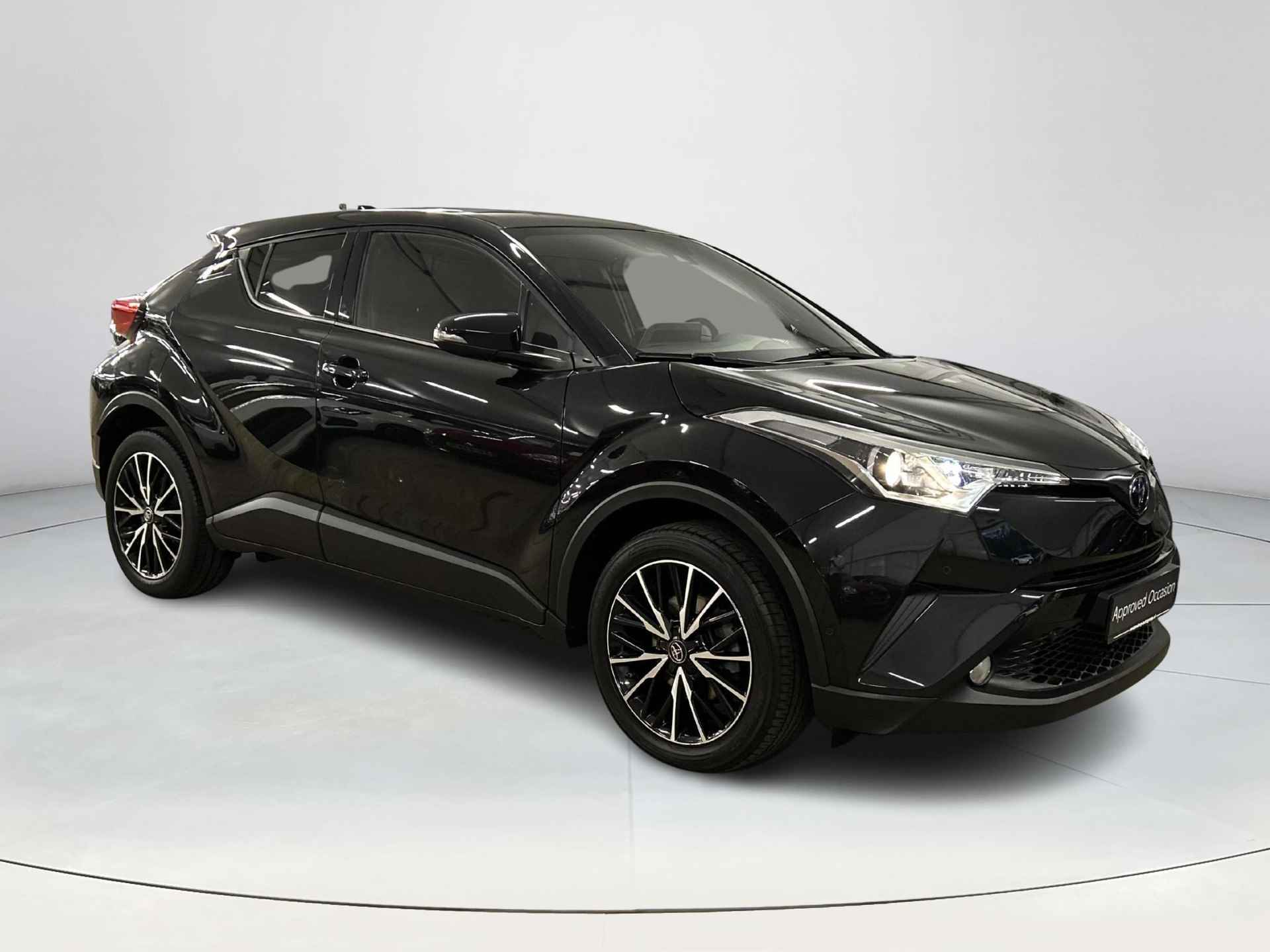 Toyota C-HR 1.2 Executive - 8/42