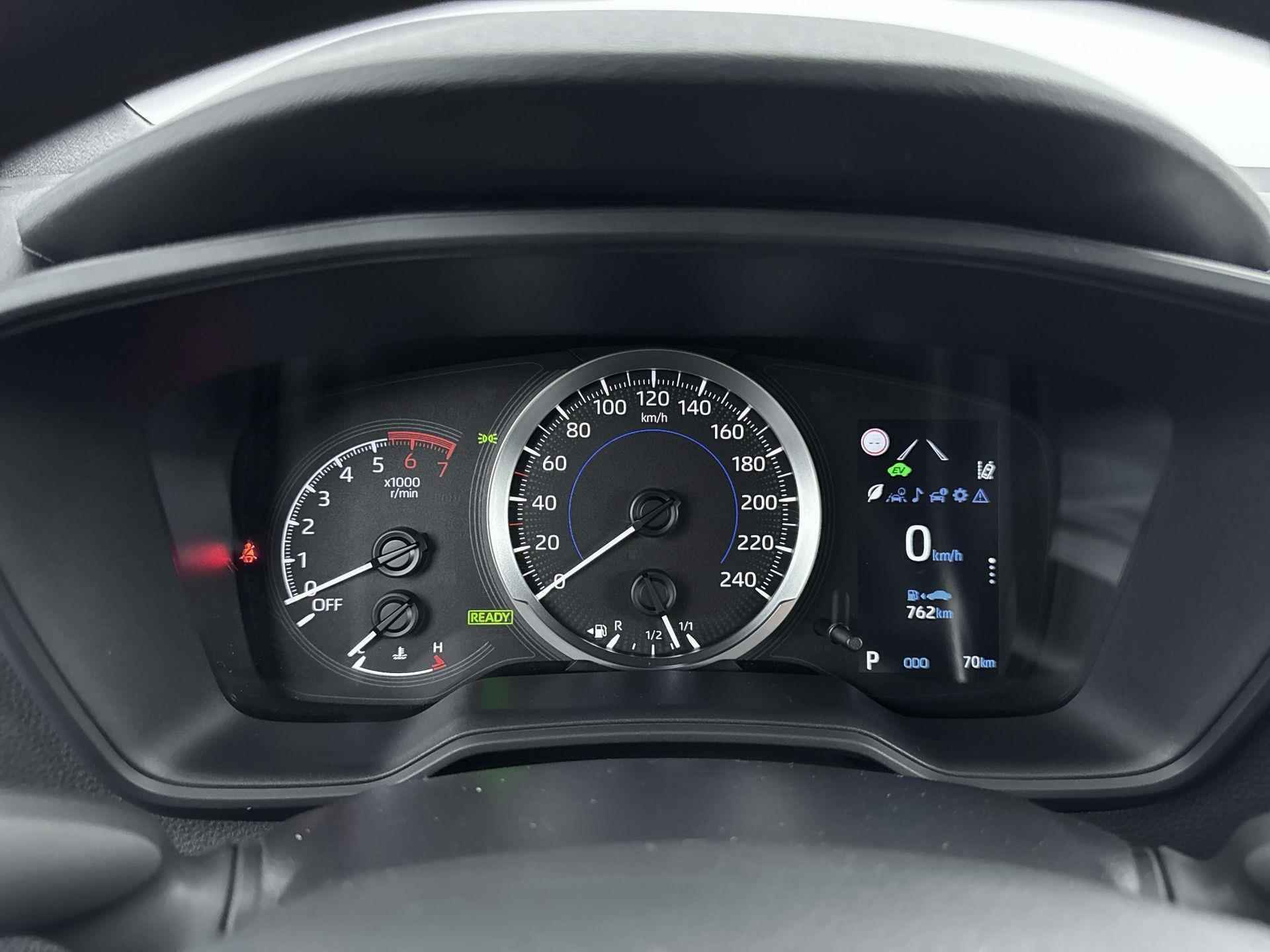 Toyota Corolla Touring Sports Hybrid Comfort 122pk Automaat | Climate Control | Camera | Parkeersensoren Achter | Rijstrooksensor | Adaptieve Cruise Control - 23/31
