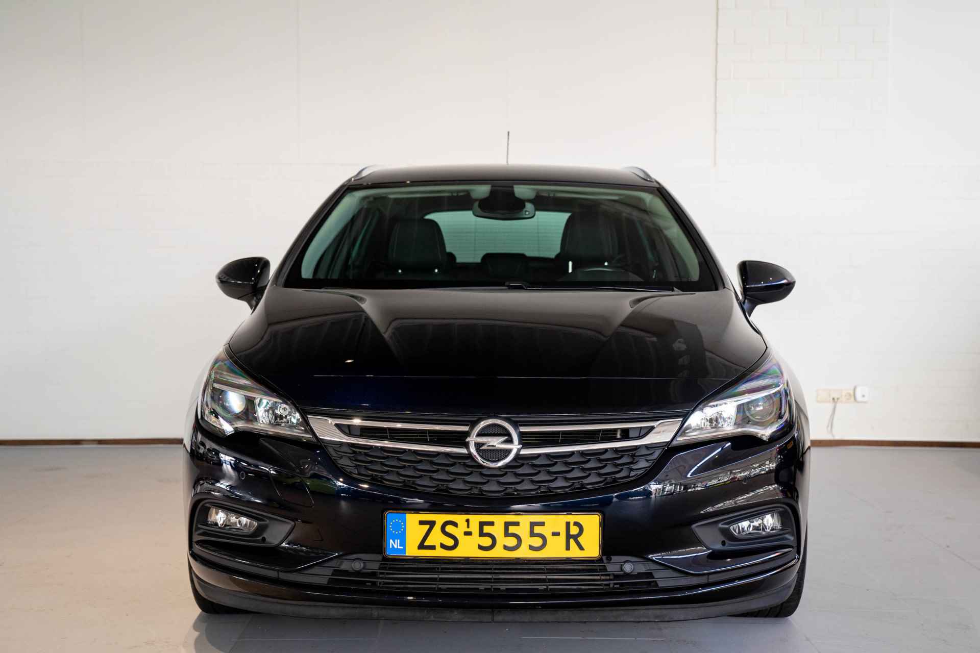 Opel Astra Sports Tourer 1.0 Turbo 120 Jaar Edition | Trekhaak | Climate Controle | Navigatie | Parkeersensoren | - 2/33