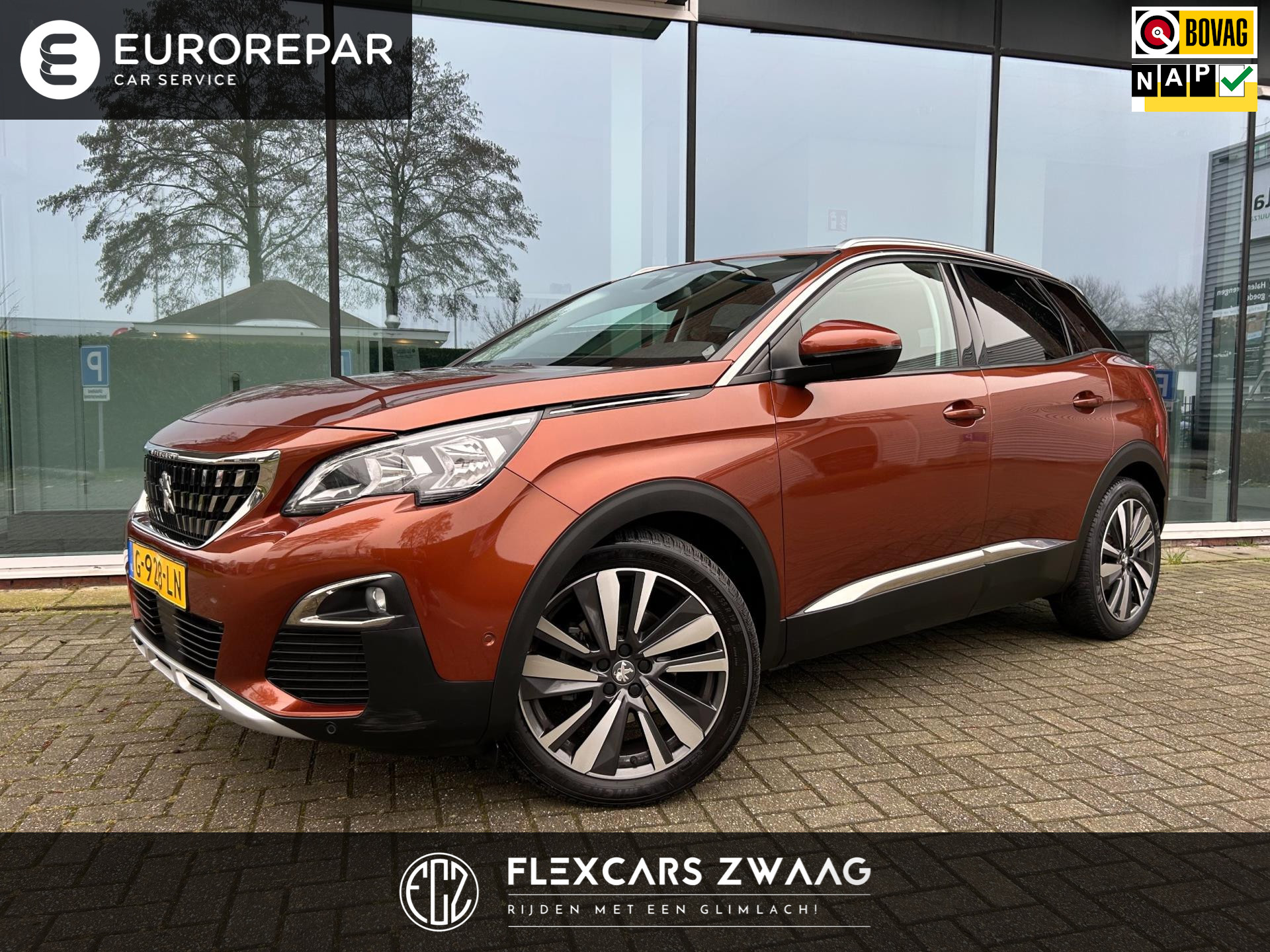 Peugeot 3008 1.2 Turbo Allure Premium - Automaat - Panodak - Trekhaak - Navi - Org.NL