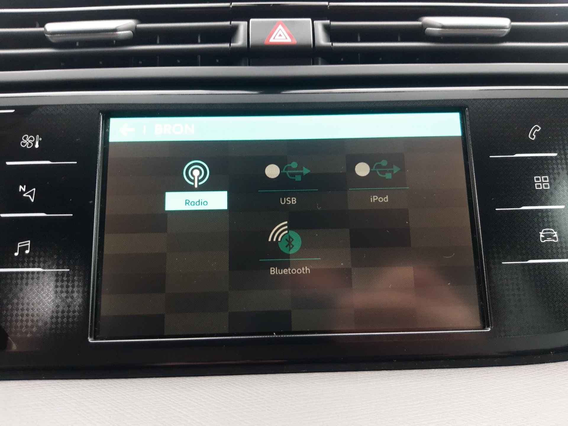 Citroën Grand C4 Spacetourer 1.2 PureTech Business (131 PK) 2e-Eig. CITROEN-Dealer-Onderh. 7-Pers. BOVAG-Garantie. NL-AUTO. Navigatie/Apple-Carplay/Android-Auto, Adaptieve-Cruisecontrol, Keyless-Entry/Start, Parkeersensoren, Licht-Zicht-Pakket, Lm-Velgen-16Inch, Privacy-Glas - 32/38