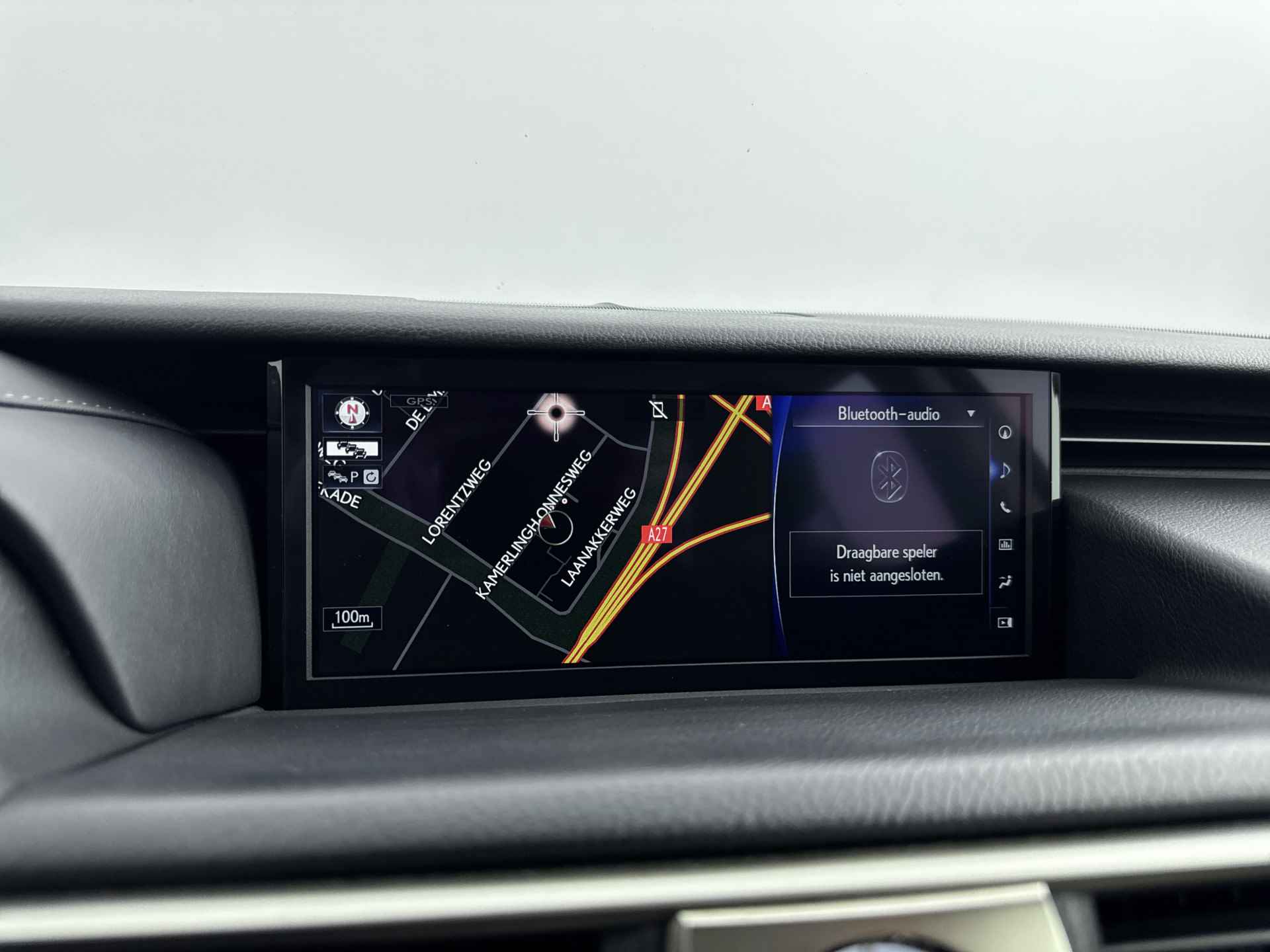 Lexus IS 300h Hybrid Luxury Line Limited | Schuifdak | Mark Levinson Audio | Dodehoek Detectie | Stoelverkoeling | Voorruit-/Stuur-/Stoelverwarming | Parkeersensoren | Navigatie | Stoelgeheugen | - 8/39