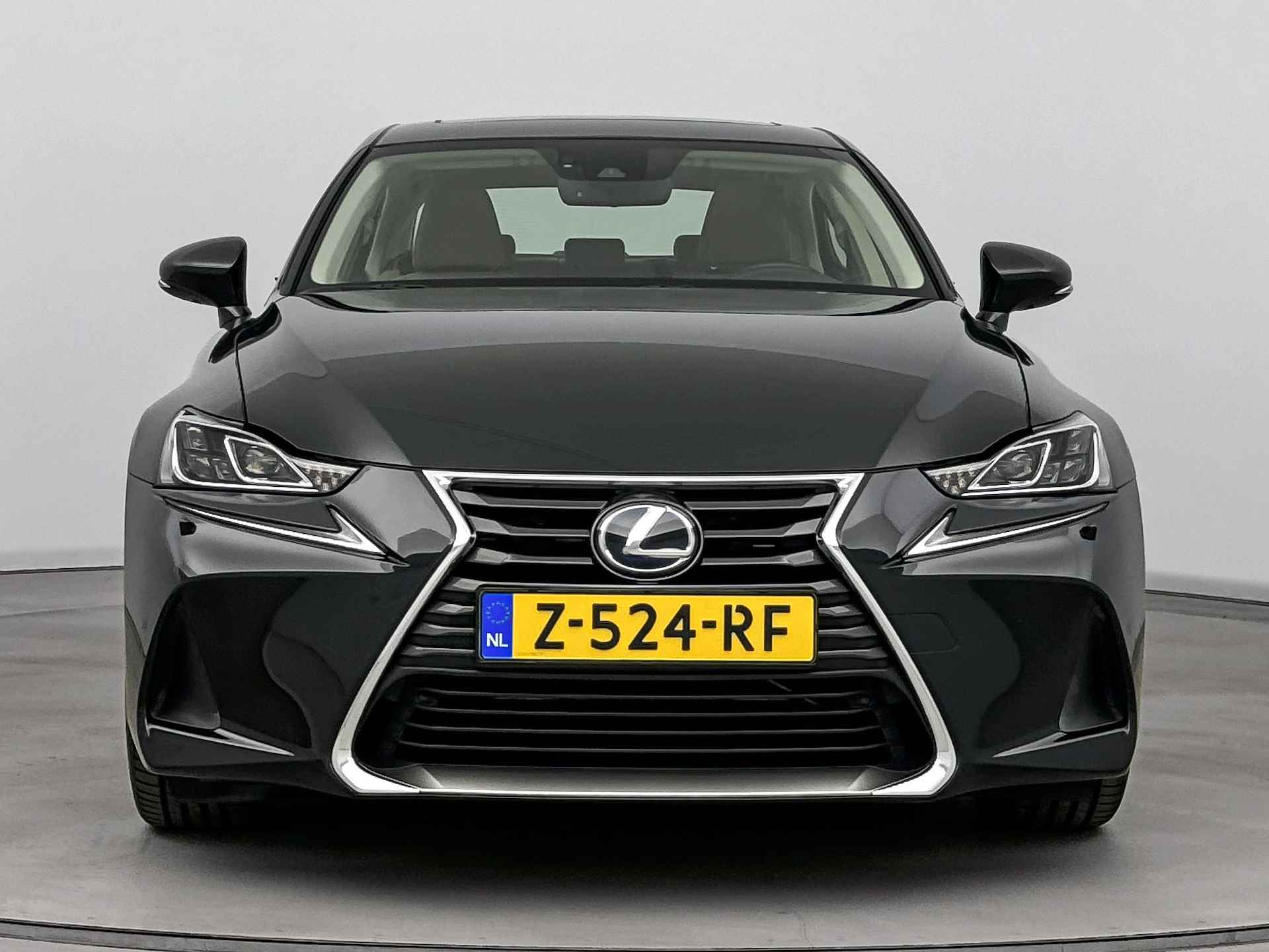 Lexus IS 300h Hybrid Luxury Line Limited | Schuifdak | Mark Levinson Audio | Dodehoek Detectie | Stoelverkoeling | Voorruit-/Stuur-/Stoelverwarming | Parkeersensoren | Navigatie | Stoelgeheugen | - 26/39