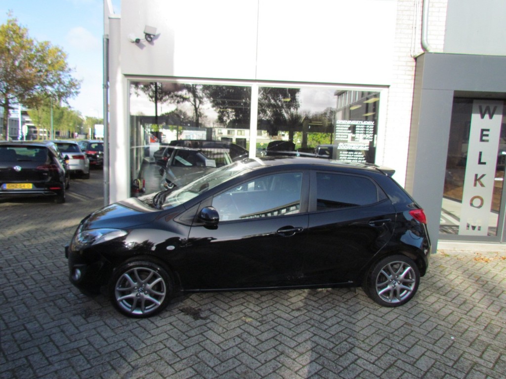 MAZDA 2 1.3 84pk 5MT HB5 Navigator GT