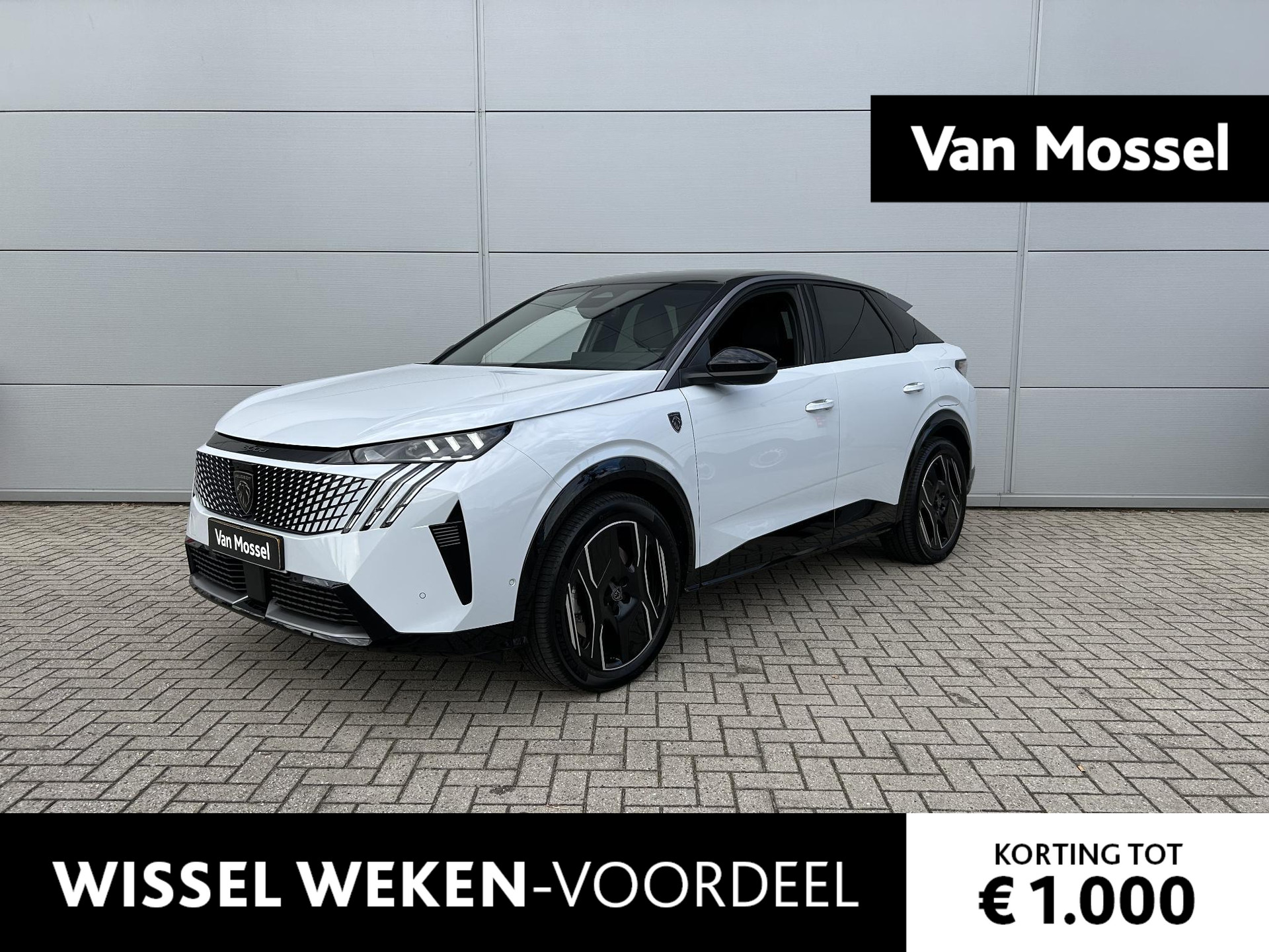 Peugeot e-3008 GT 73 kWh | Massagestoelen | 360 Camera | Lederen bekleding | direct beschikbaar! | Navigatie