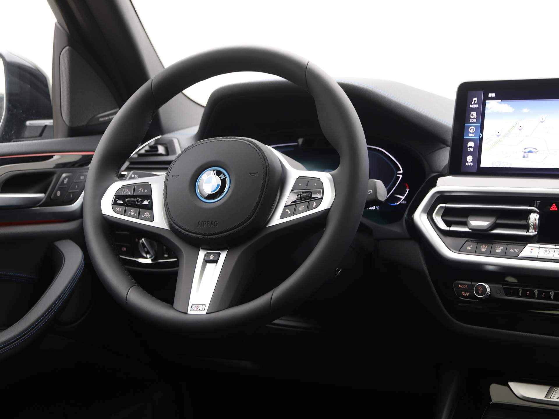 BMW iX3 High Exe Edition 80 kWh - 3/28