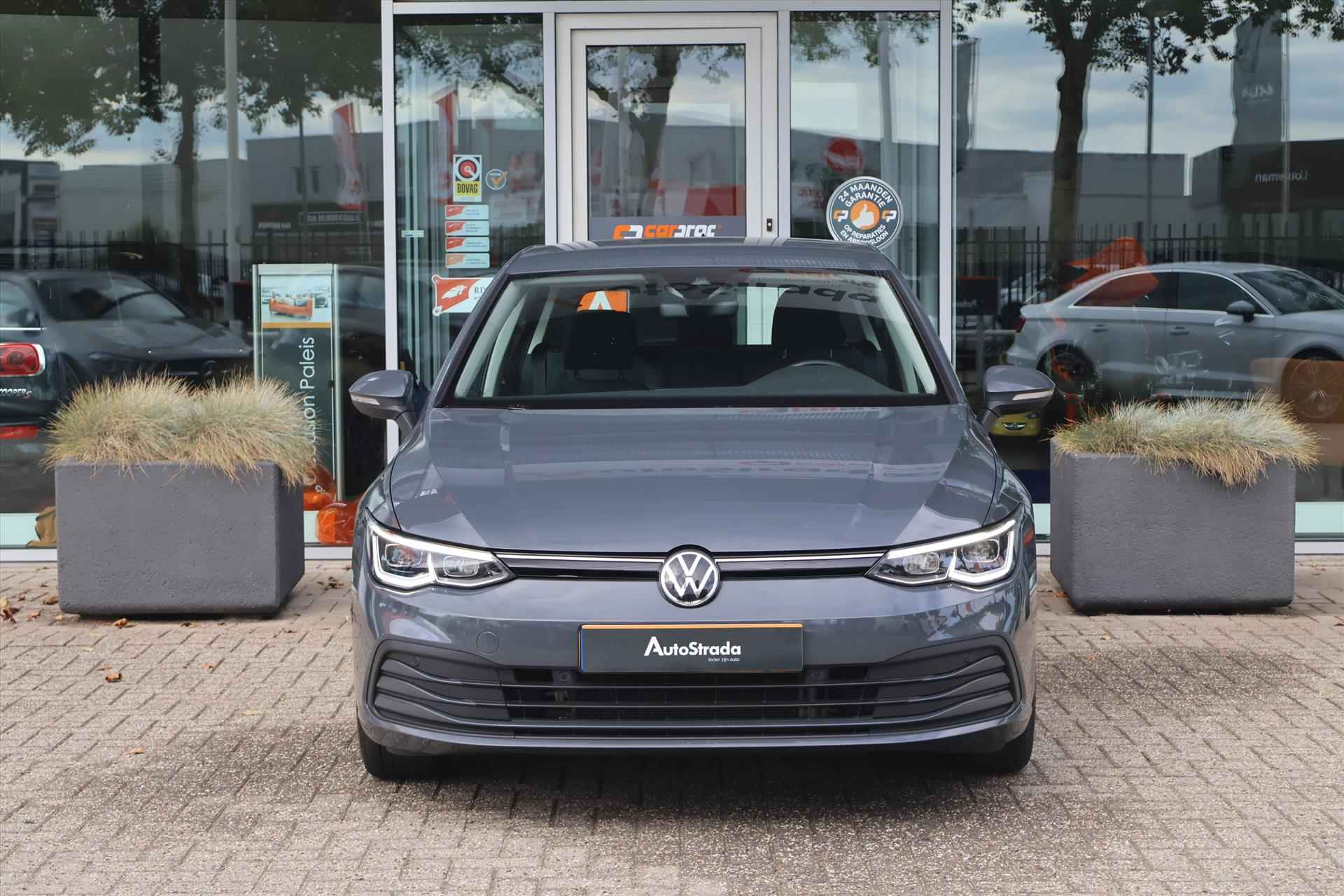 Volkswagen Golf 1.5 TSI Life 130pk | ACC | Memory Seat | Sfeer | Carplay | DAB | Rijstrooksensor | Virtual | 1ste Eigenaar - 41/52