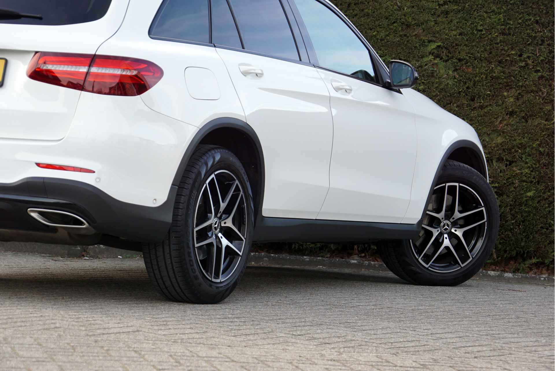 Mercedes-Benz GLC 250 4MATIC AMG Line | Distronic Trekhaak Night - 57/61