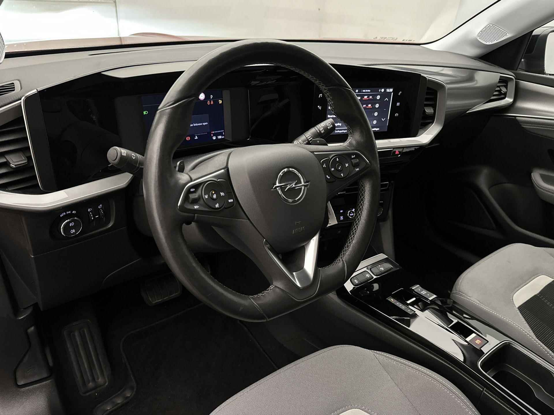 Opel Mokka SUV Elegance 130 pk Automaat | Navigatie via Apple Carplay/Android Auto | Achteruitrijcamera | Parkeersensoren Voor en Achter | LED Koplampen | DAB Ontvanger l | Dodehoek Detectie | Climate Control | Cruise Control | 17" Lichtmetalen Velgen | - 11/37