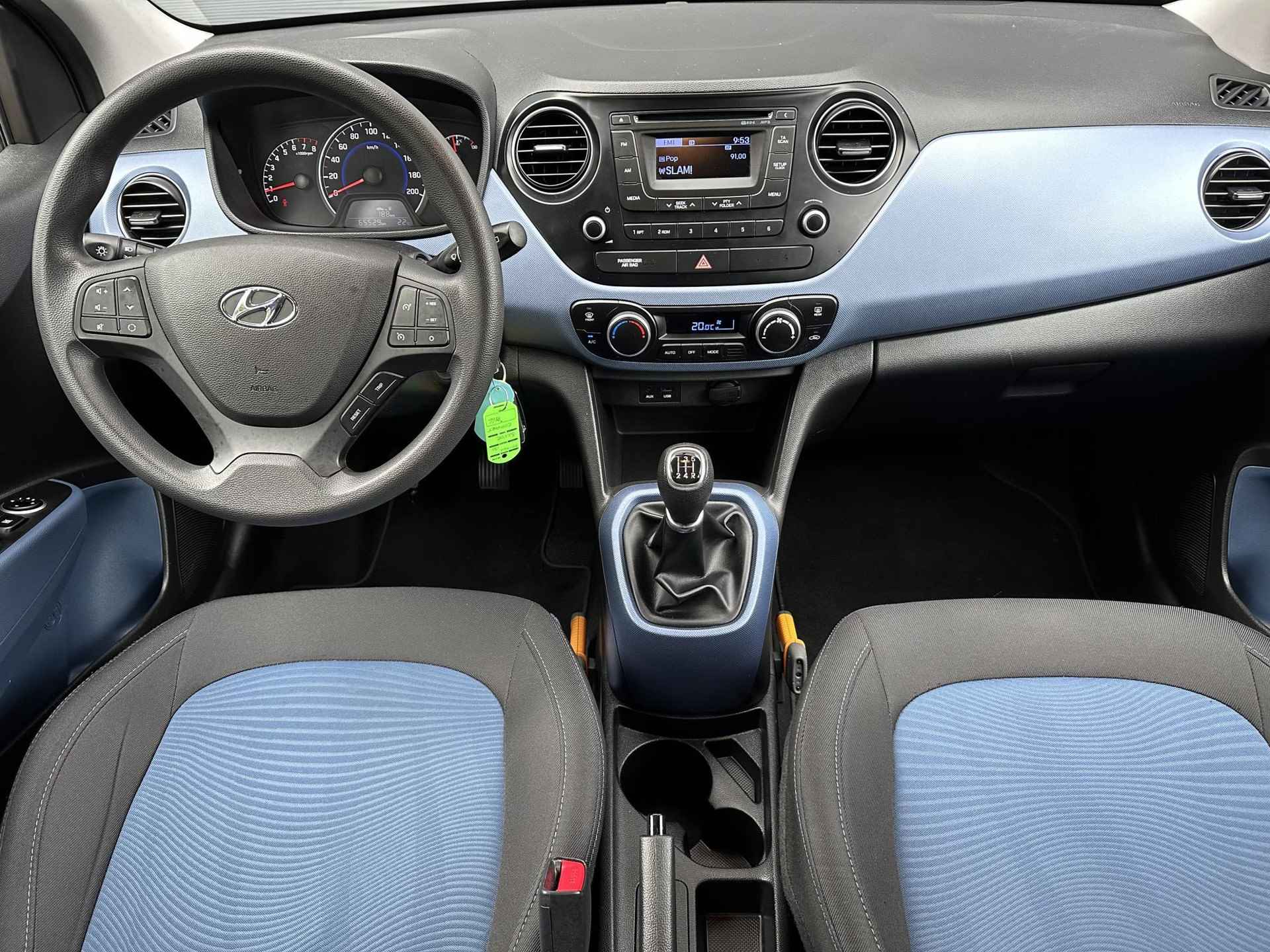 Hyundai i10 1.0i i-Motion Comfort Clima / Cruise control / Radio / Elektrische ramen voor+achter / Dealer onderhouden / USB  / - 2/29