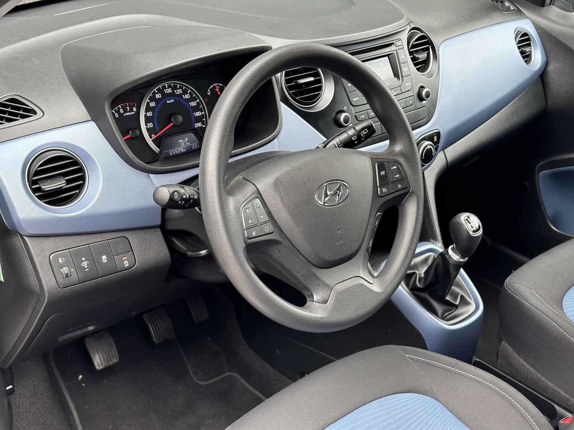 Hyundai i10 1.0i i-Motion Comfort Clima / Cruise control / Radio / Elektrische ramen voor+achter / Dealer onderhouden / USB  / - 14/29