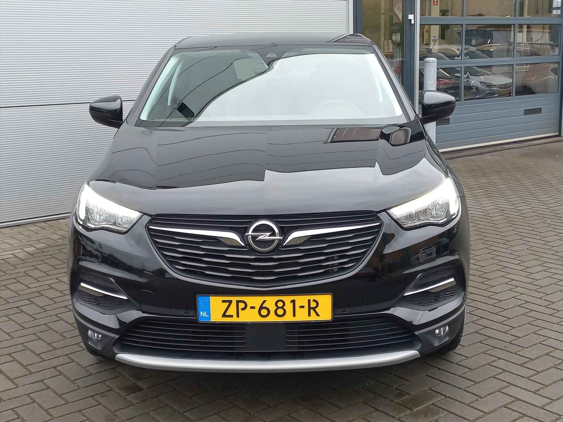 Opel Grandland X 1.2T 130pk INNOVATION | Climate control | Navigatie | 18" lm velgen | Trekhaak (1400kg) - 2/43