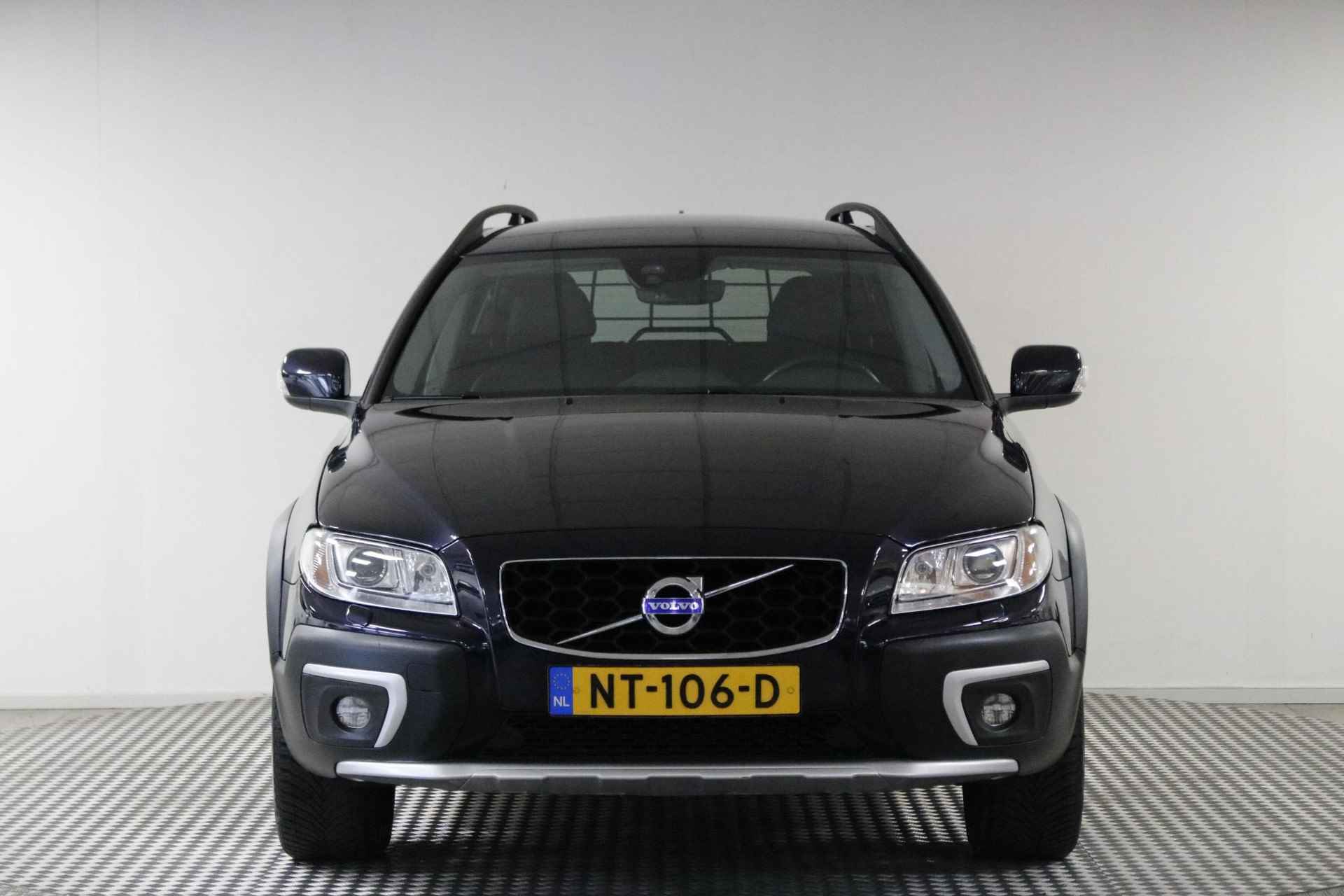 Volvo XC70 2.0 D4 FWD Polar+ 180 PK AUTOMAAT! Clima | Cruise | Trekhaak | NW Distributie | Leder | Nette auto! - 29/35