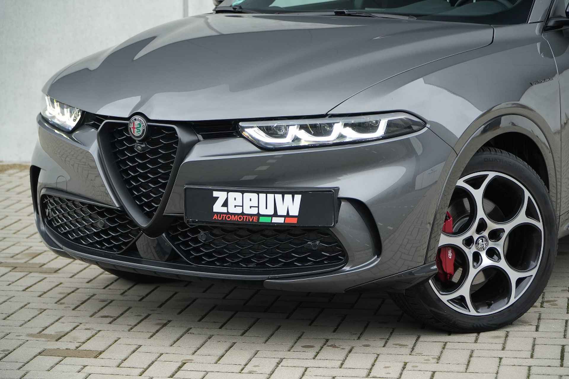 Alfa Romeo Tonale  1.5 MHEV 160 PK Veloce | Navi | Carplay | Winter | 19" - 2/40