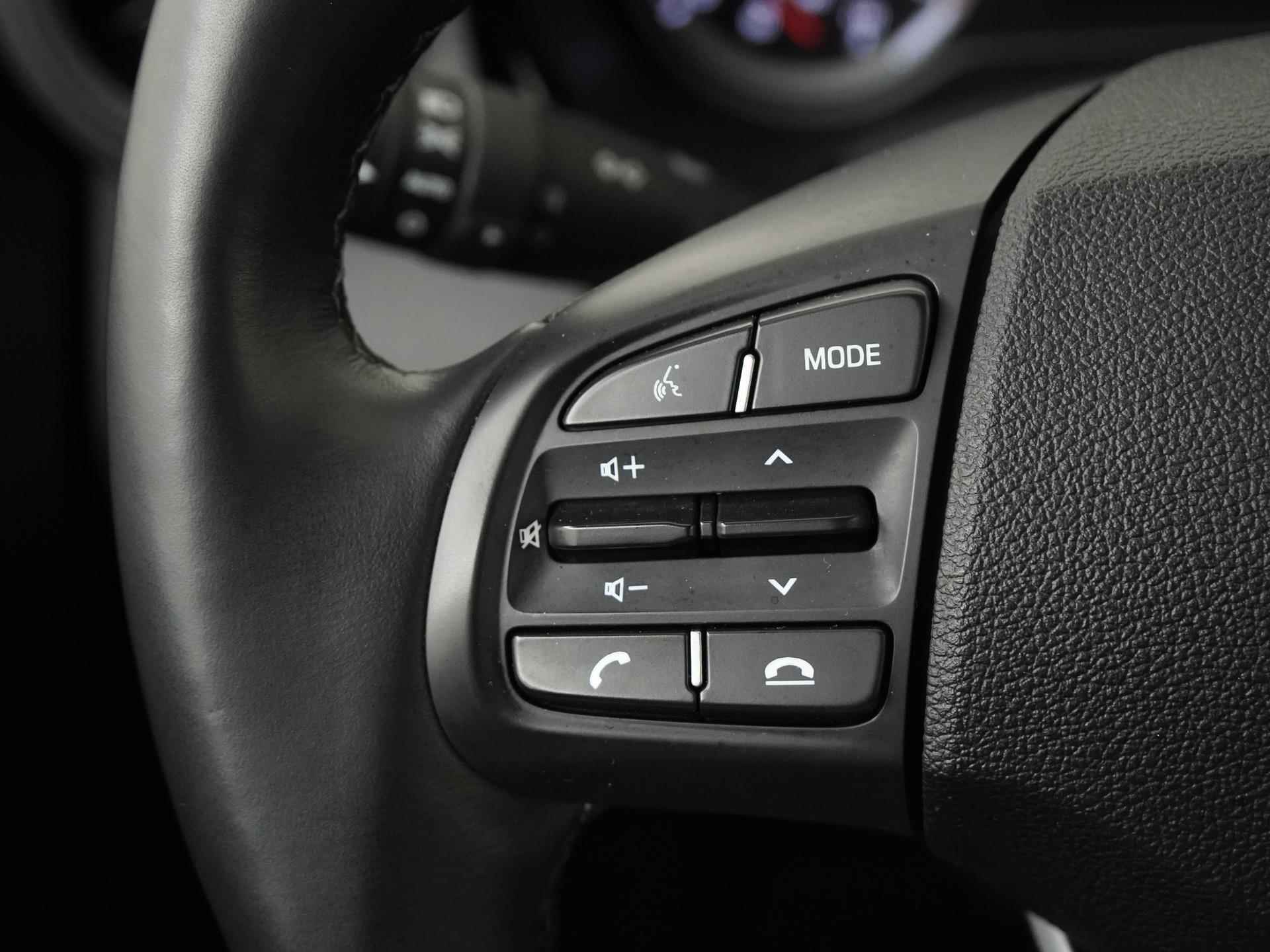 Hyundai i10 1.0 Automaat | Carplay | Stuur & Stoelverwarming | Zondag Open! - 7/33