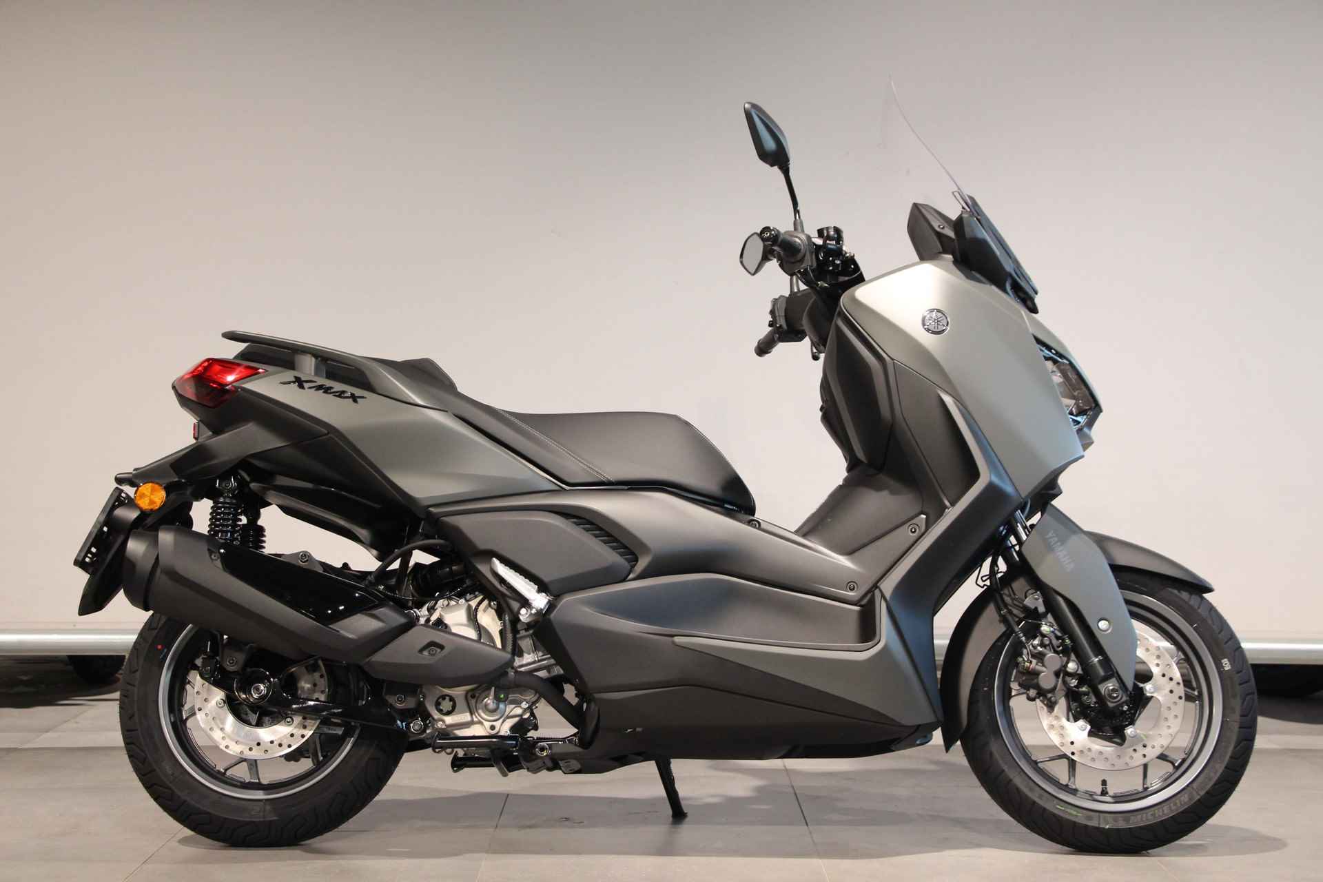 Yamaha X MAX 300