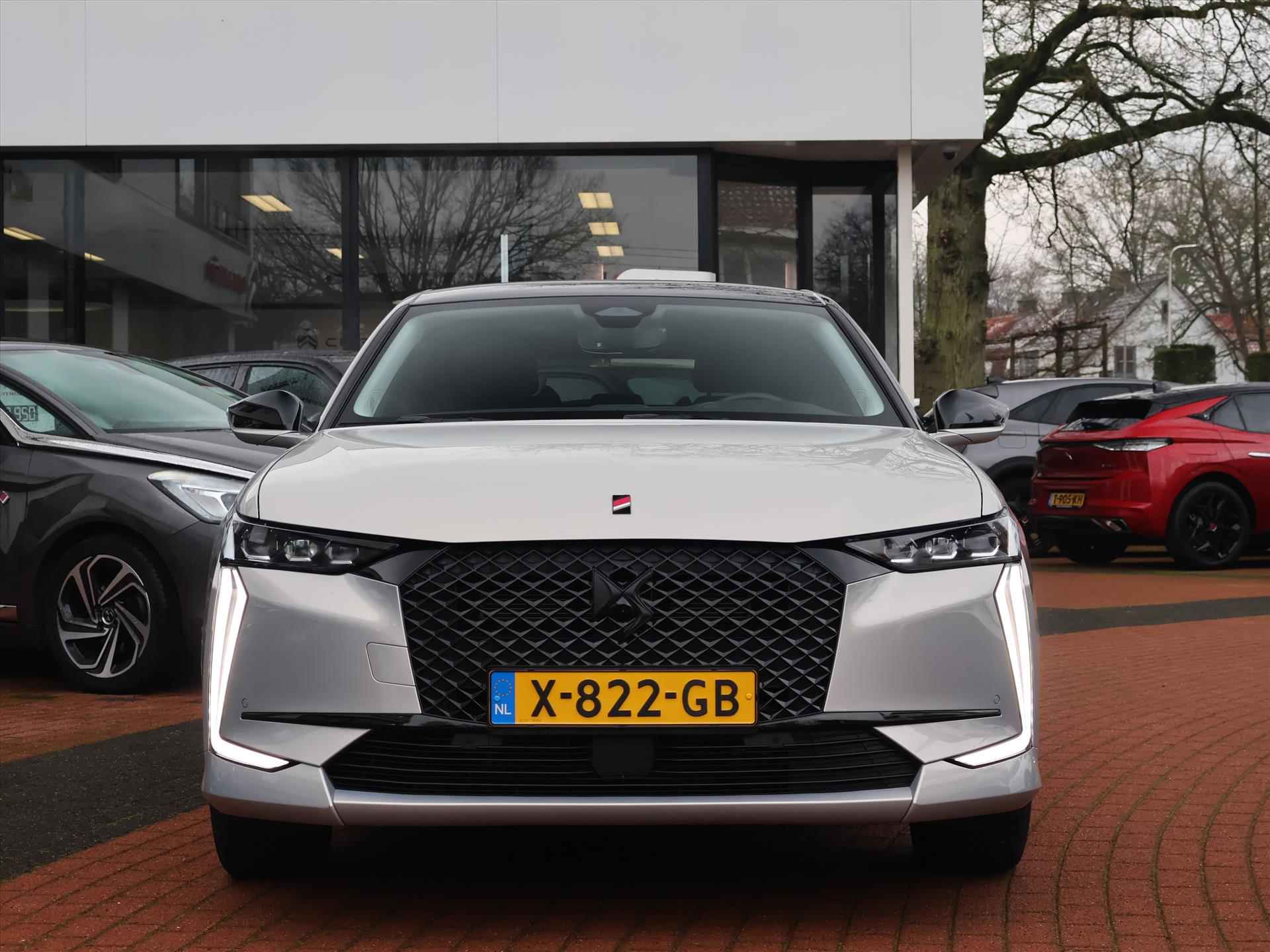 DS Ds 4 E-Tense Plug-in hybride 225PK e-EAT8 Automaat Performance Line +, Rijklaarprijs | Trekhaak afn. | Navigatie| Two Tone - 54/68