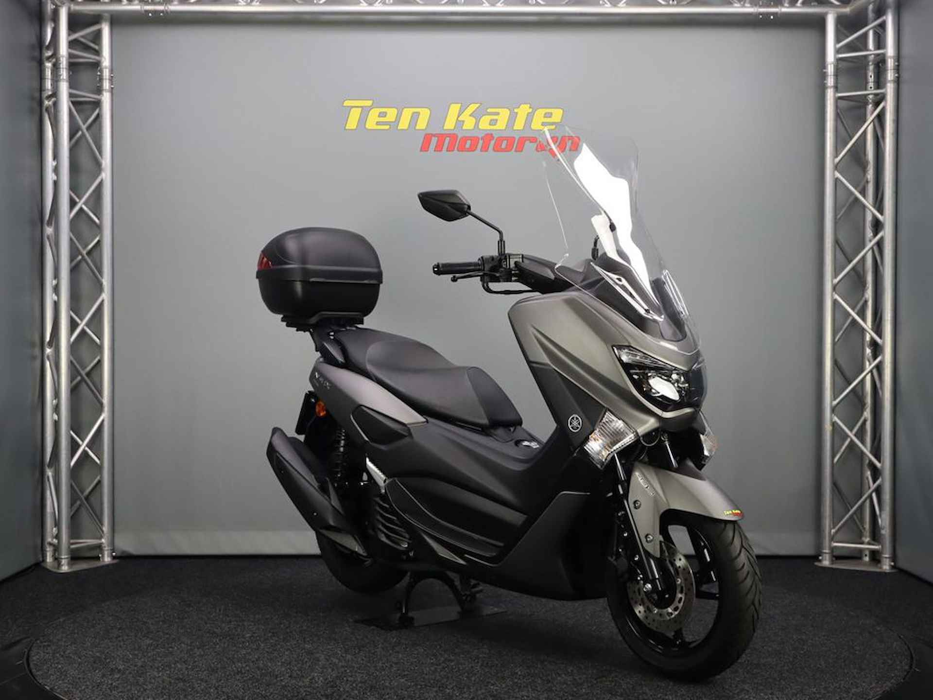 Yamaha N Max 155 - 2/13