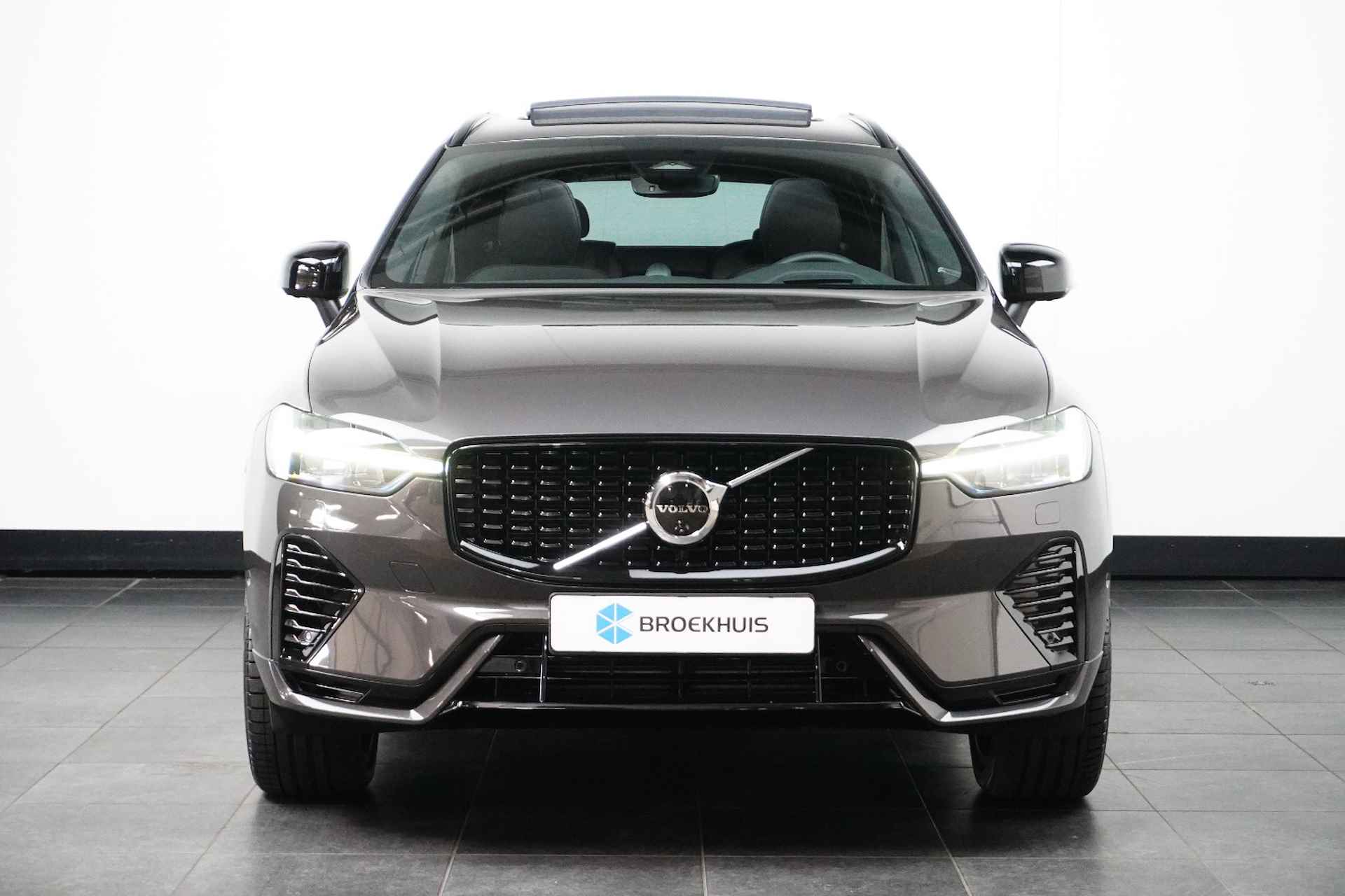 Volvo XC60 T6 AWD Ultimate Dark | Luchtvering | Bowers&Wilkins | HUD | 360 Camera | - 19/25
