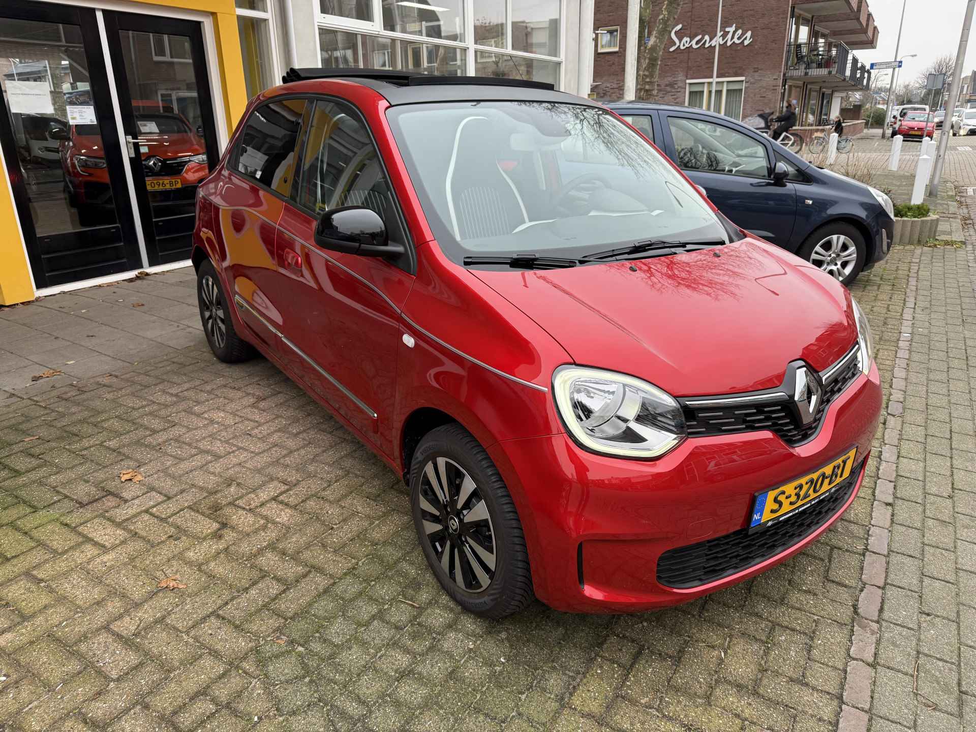 Renault Twingo Z.E. R80 E-Tech Techno 22 kWh CAMERA NAVIGATIE GROOT OPENDAK ELEKTRISCH PARKEERSENSOREN LICHTM.VELGEN - 6/38