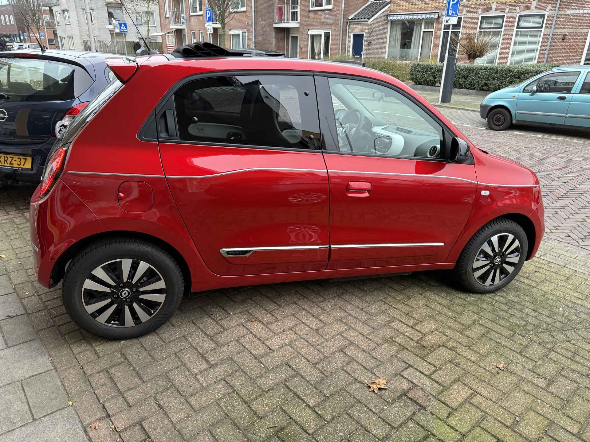 Renault Twingo Z.E. R80 E-Tech Techno 22 kWh CAMERA NAVIGATIE GROOT OPENDAK ELEKTRISCH PARKEERSENSOREN LICHTM.VELGEN - 9/38