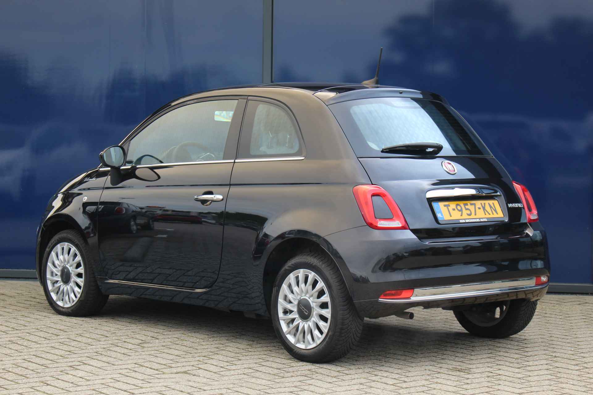 Fiat 500 1.0 Hybrid Dolcevita | Panoramadak | Cruise C. | Airco | CarPlay | | Glazen dak | All Season | Cruise C. | Airco | Carplay | Bluetooth | 15" LMV | - 12/41