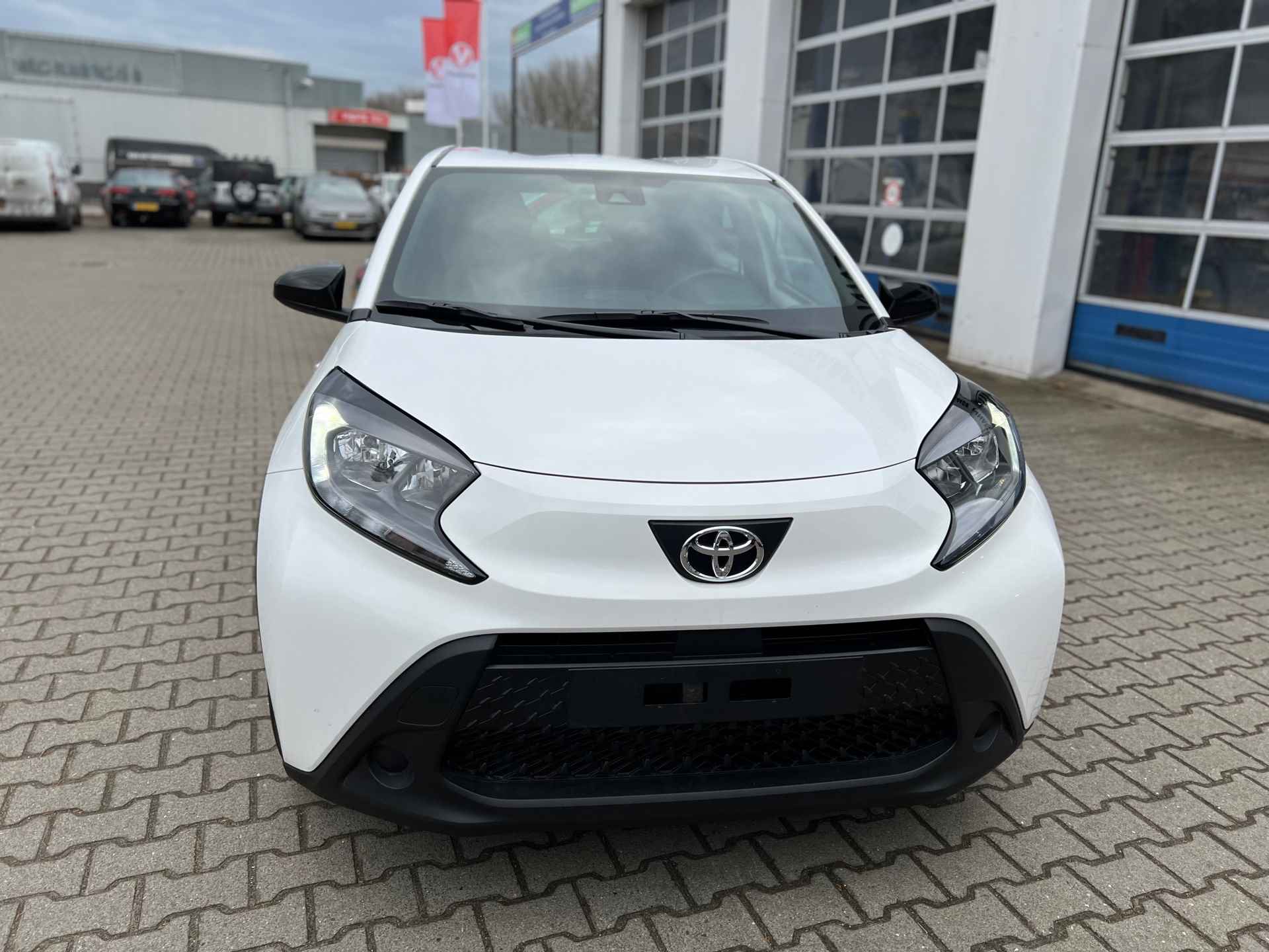 Toyota Aygo X 1.0 VVT-i MT Business Edition (BOVAG/RIJKLAARPRIJS) - 3/20