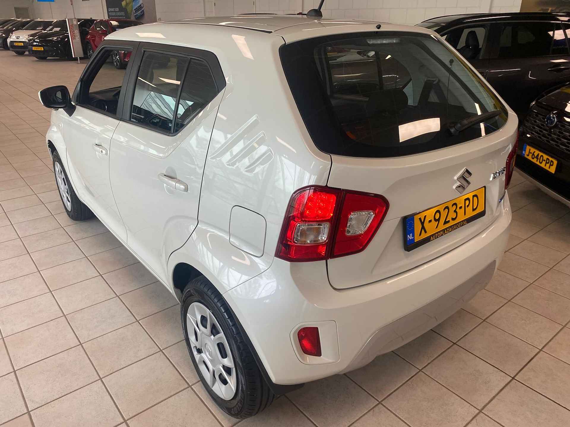 Suzuki Ignis 1.2 Smart Hybrid Comfort - 3/27