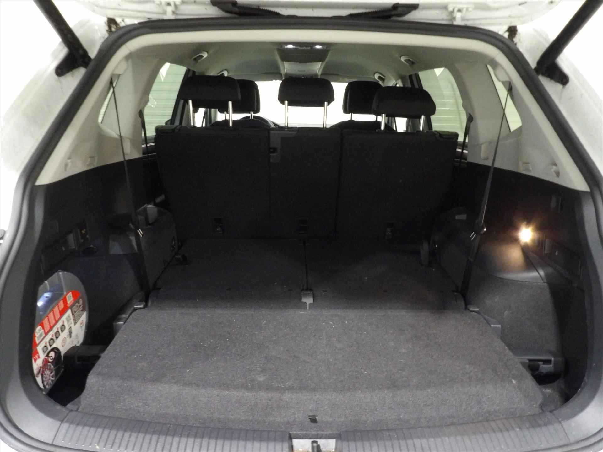 Volkswagen Tiguan Allspace 1.5 TSi ACT Life DSG 7-zits - 19/52