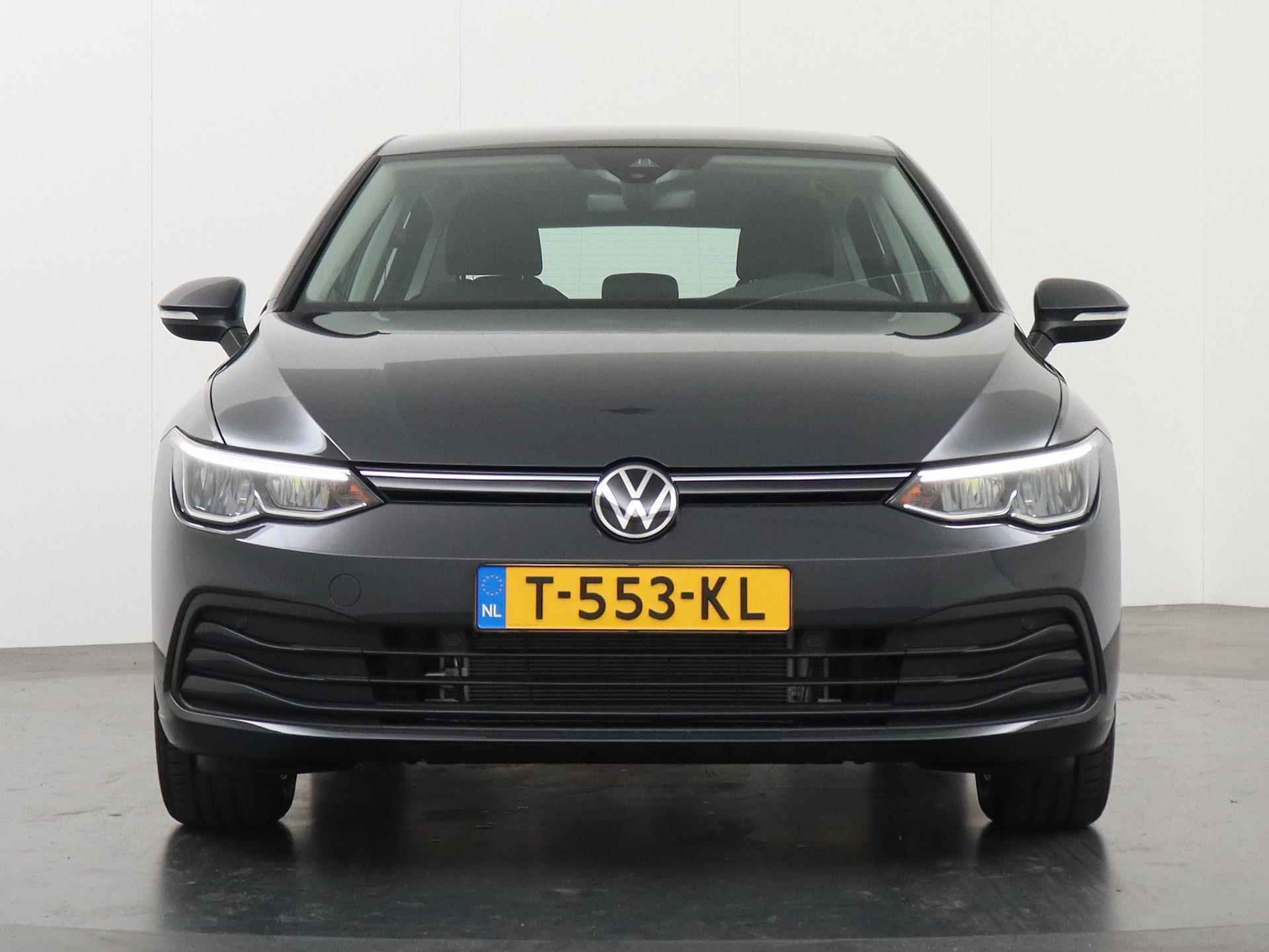 Volkswagen Golf 1.0 eTSI Life | Adaptieve Cruise Control | Sfeerverlichting | LED Koplampen | Digitaal Dashboard | Apple carplay | Lichtmetalen velgen - 4/40