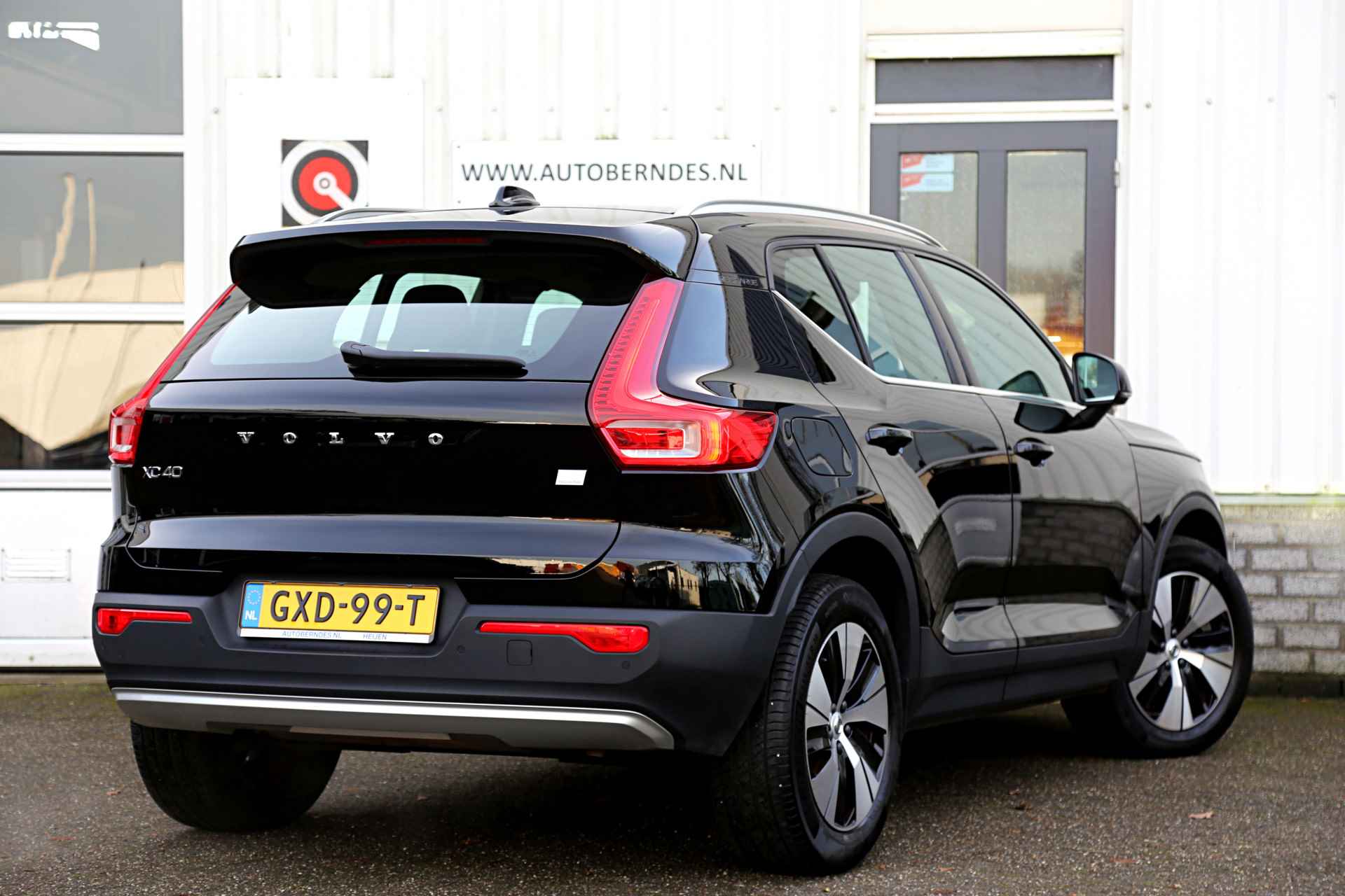 Volvo XC40 1.5 T4 Plug in hybride PHEV Inscription Expression*Perfect Volvo Onderh.*Navi/Elek. Klep/Standkachel/Rijstrook/Botswaarsch./Crui - 2/54