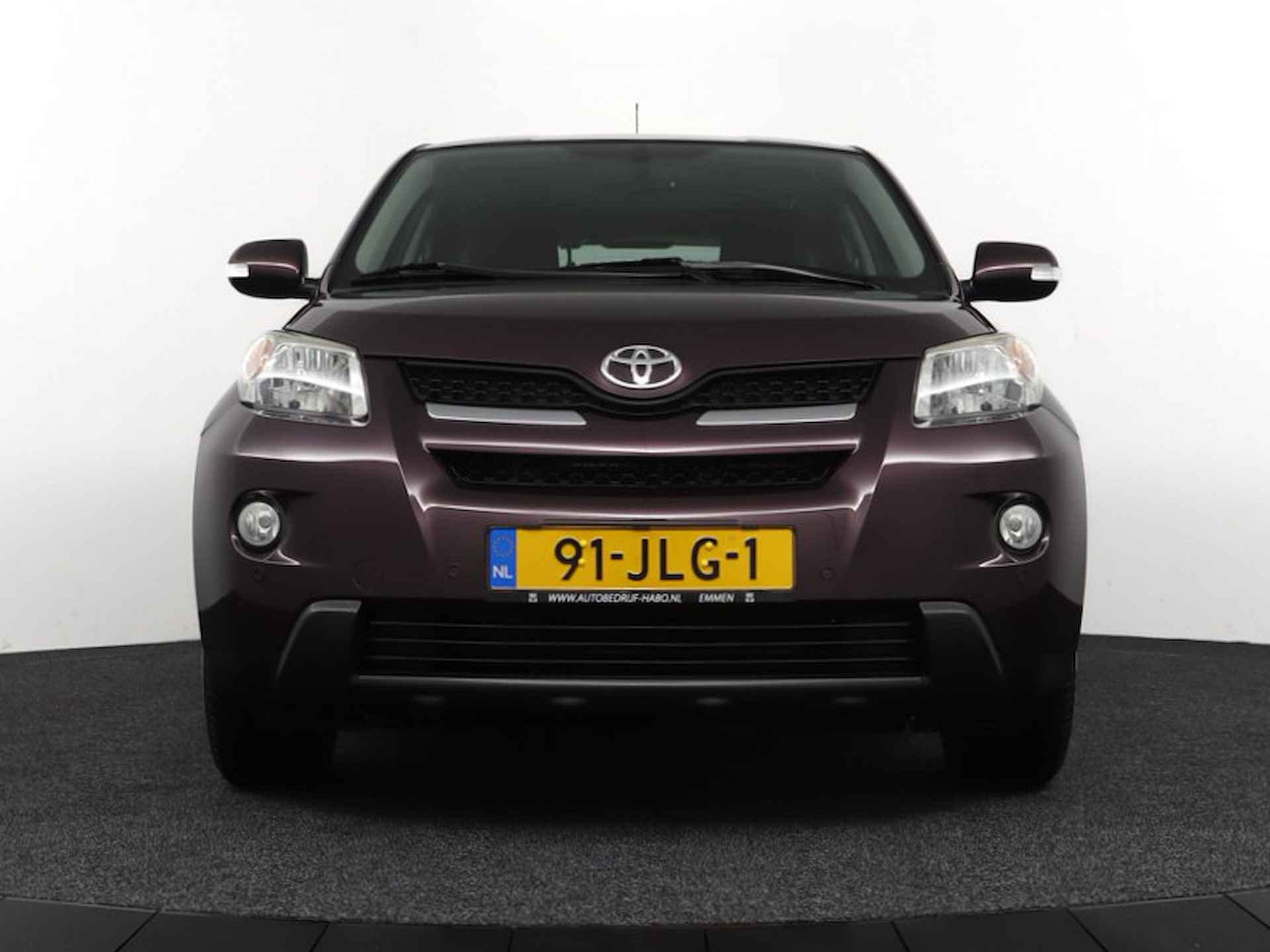 TOYOTA Urban Cruiser 1.3 VVT-I DYNAMIC ECC/KEYLESS.ENTRY/PARK.SENS/MIST.LAMP/LMV - 4/41