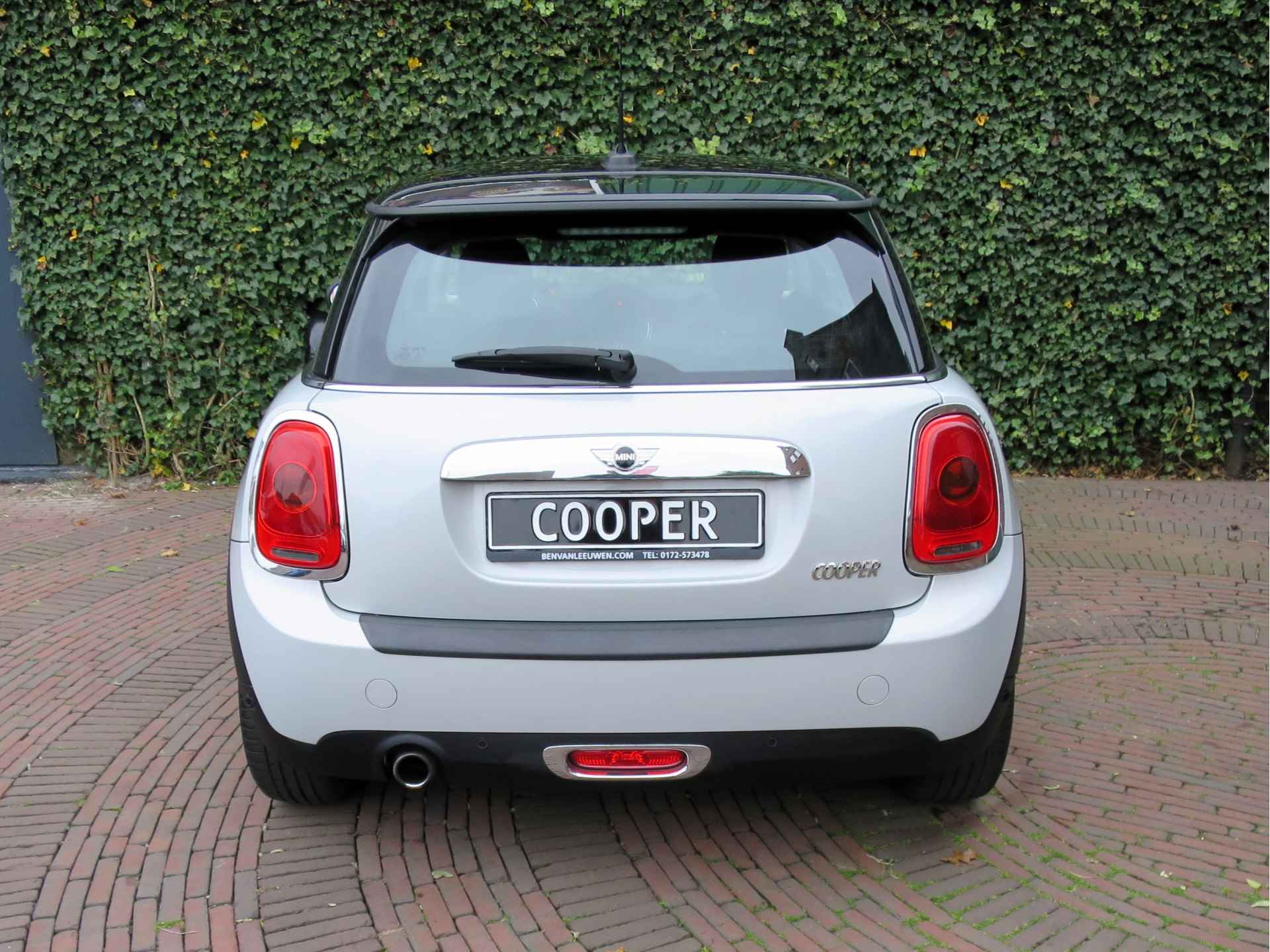 MINI Cooper 1.5 Chili F56 met Navi, BT, Clima, Cruise, PDC en 16" - 7/36