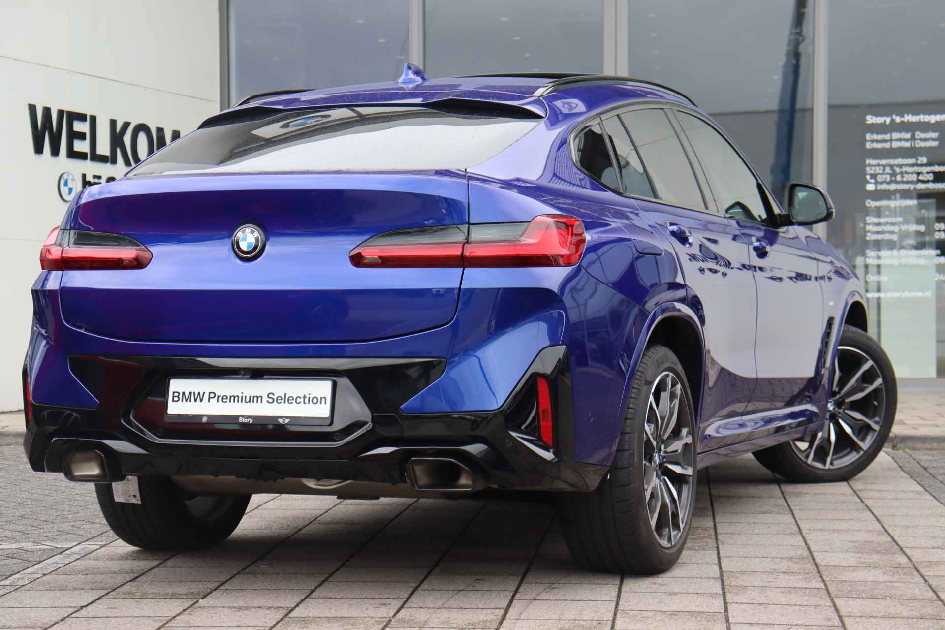 BMW X4 xDrive20i High Executive M Sport Automaat / Panoramadak / Trekhaak / Laserlight / Sportstoelen / Active Cruise Control / Parking Assistant / Comfort Access - 12/37